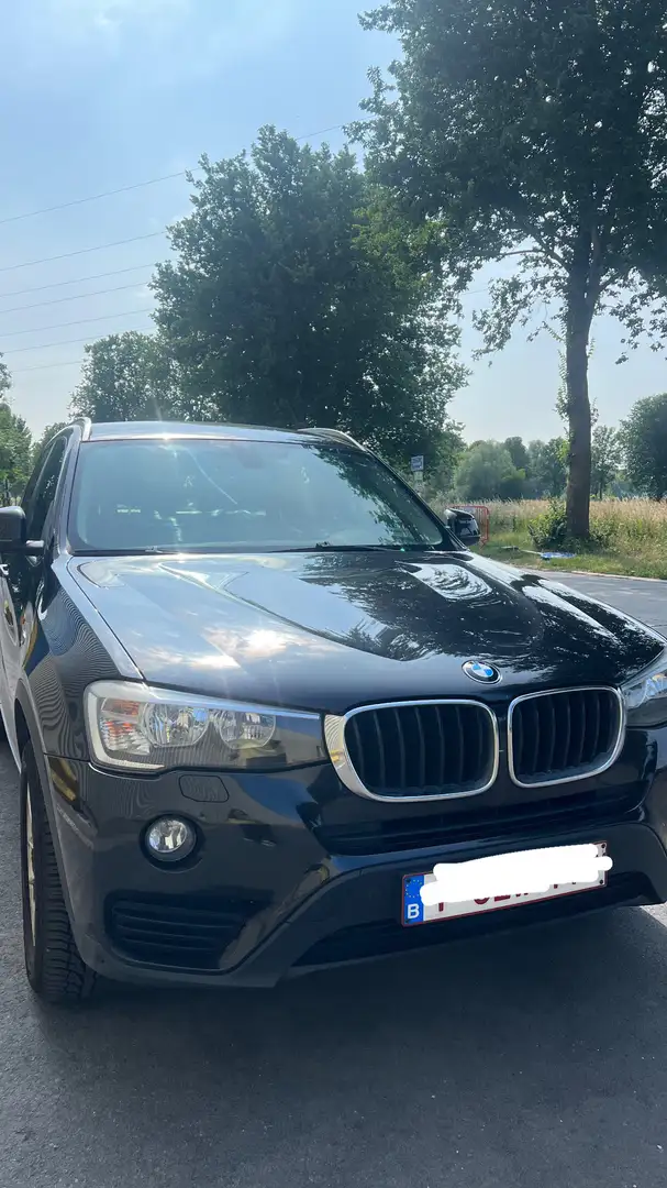 BMW X3 xDrive18d Noir - 1