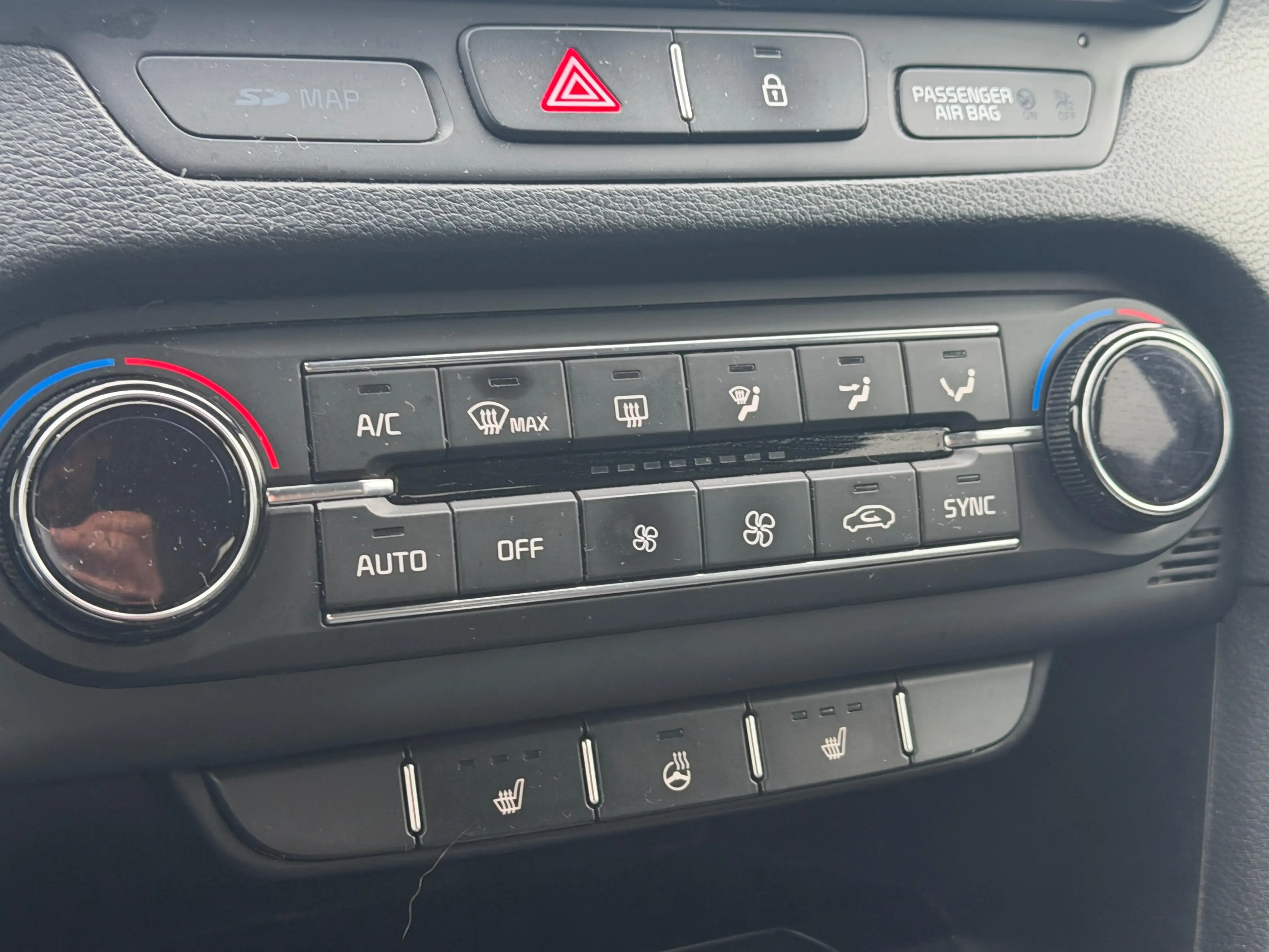 Kia Ceed / cee'd — photo 14