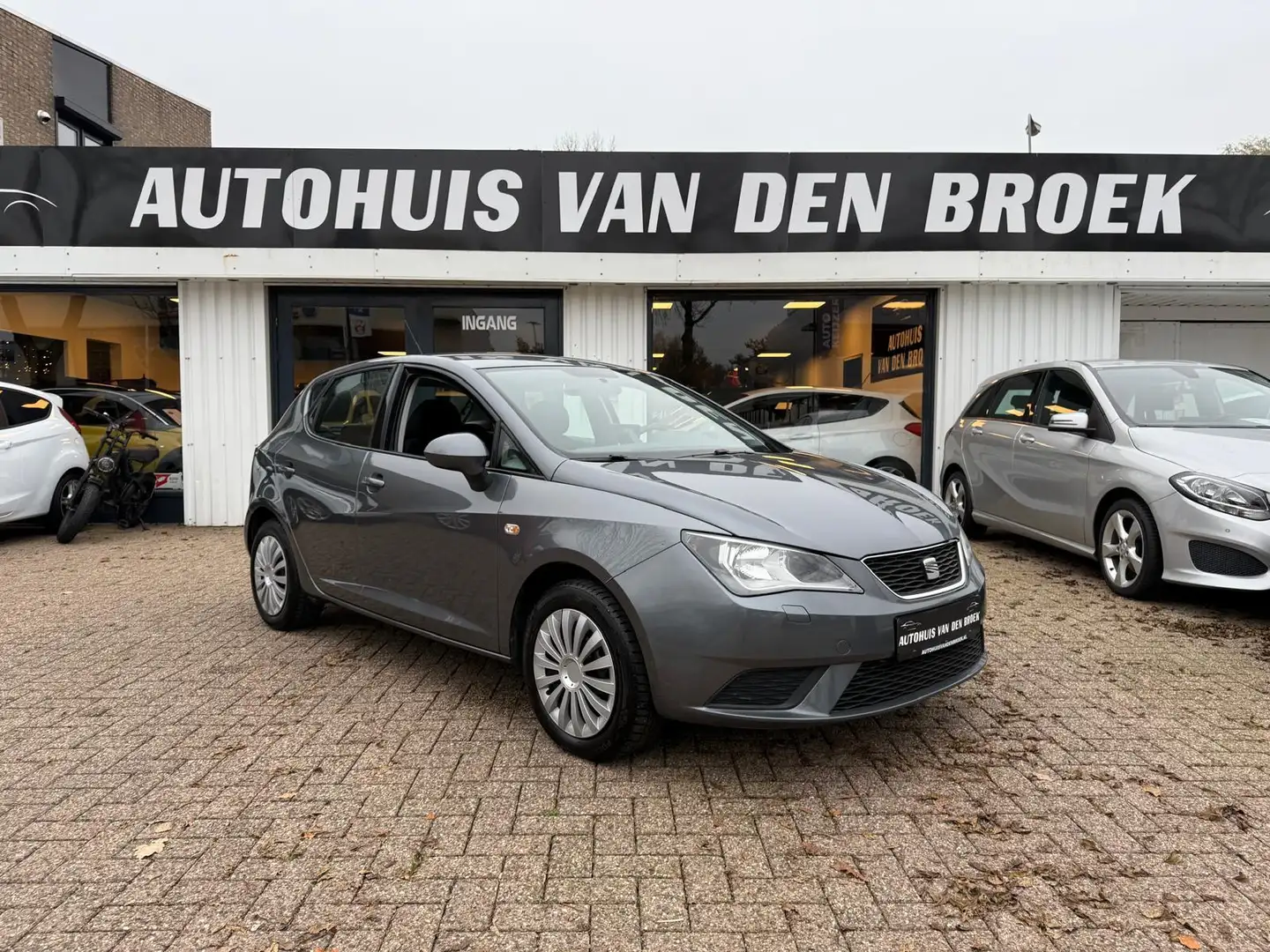 SEAT Ibiza 1.2 TSI 105Pk 5Deurs Ac Navi Climate Ctr Elek Pakk Argent - 1