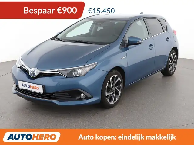 Toyota Auris 1.8 Hybrid Design Edition