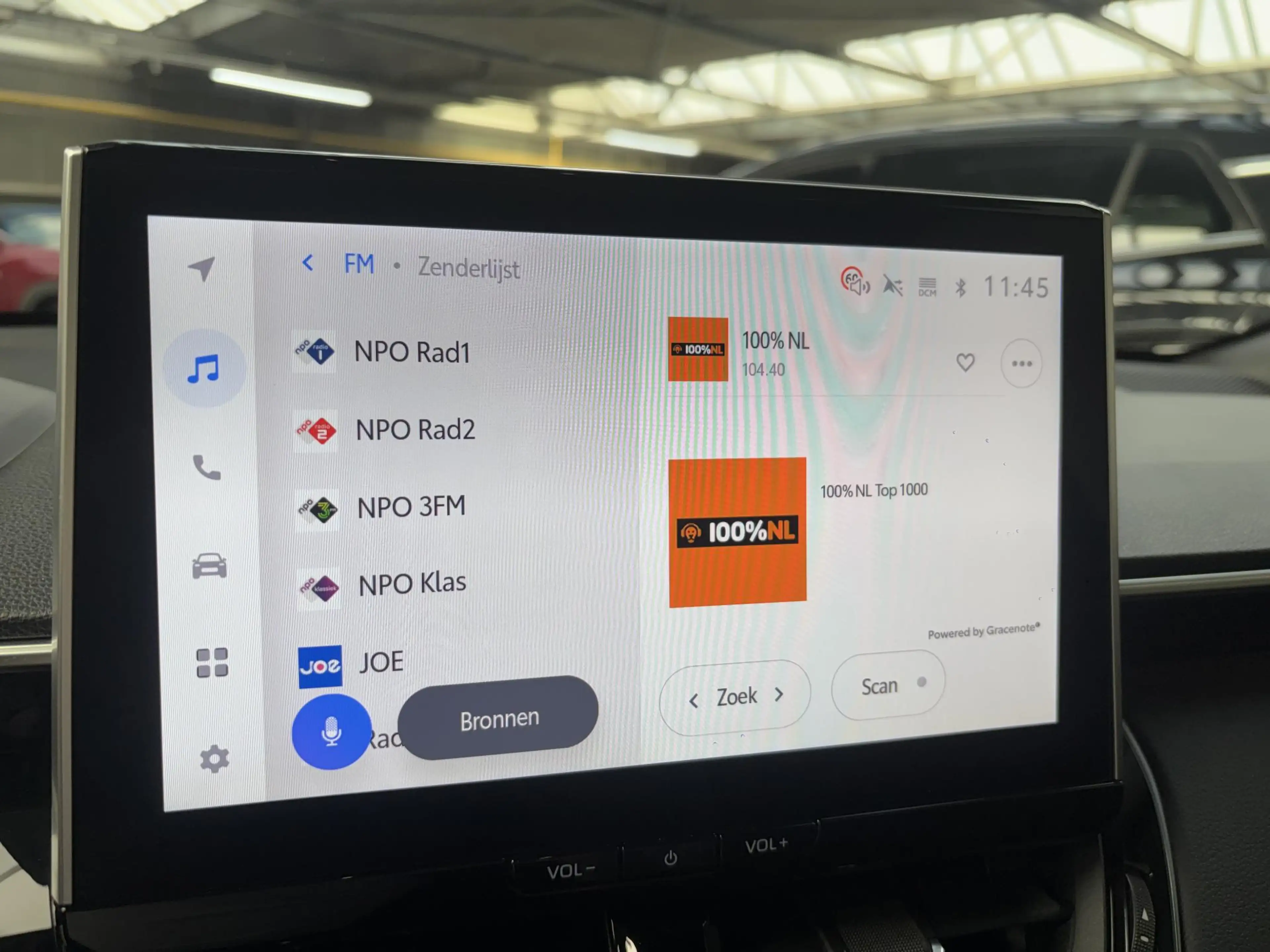 Toyota Corolla Cross Hybrid 140 Active — photo 11