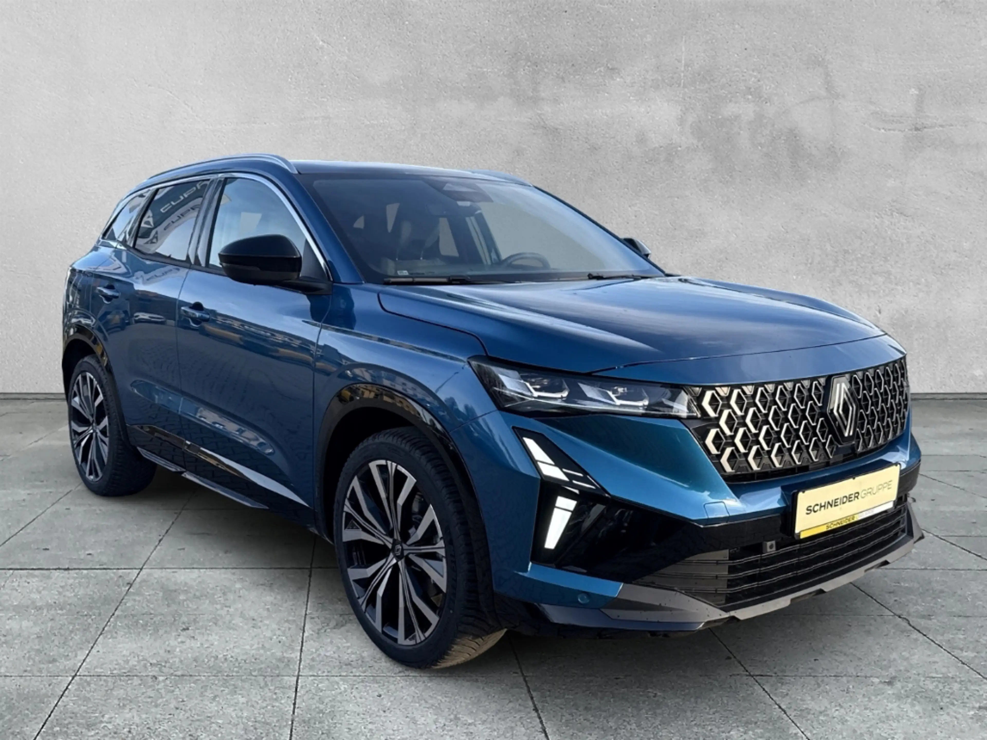 Renault Austral TECHNO FULL HYBRID E-TECH 200 Techno NAVI+DAB+ — photo 7