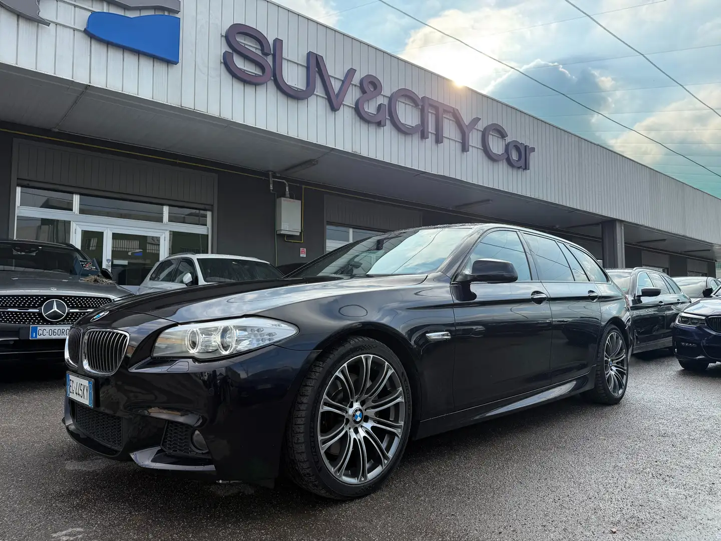 BMW 530 Touring 530d Touring Msport Schwarz - 1