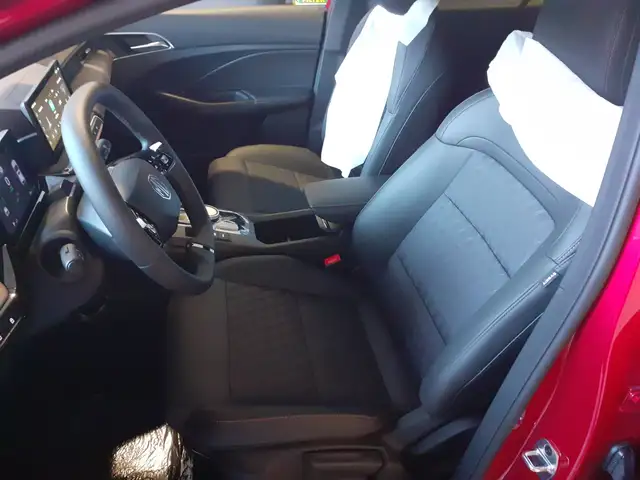MG MG3 view 7
