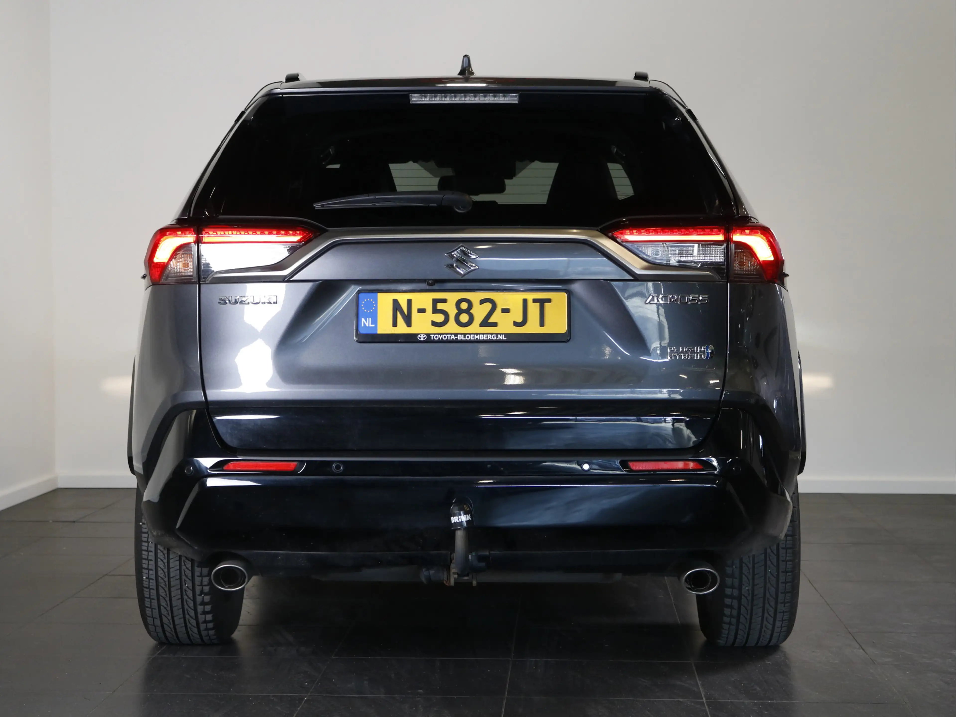 Suzuki Across 2.5 Plug-in Hybrid Style | Afneembare trekhaak | S — photo 5