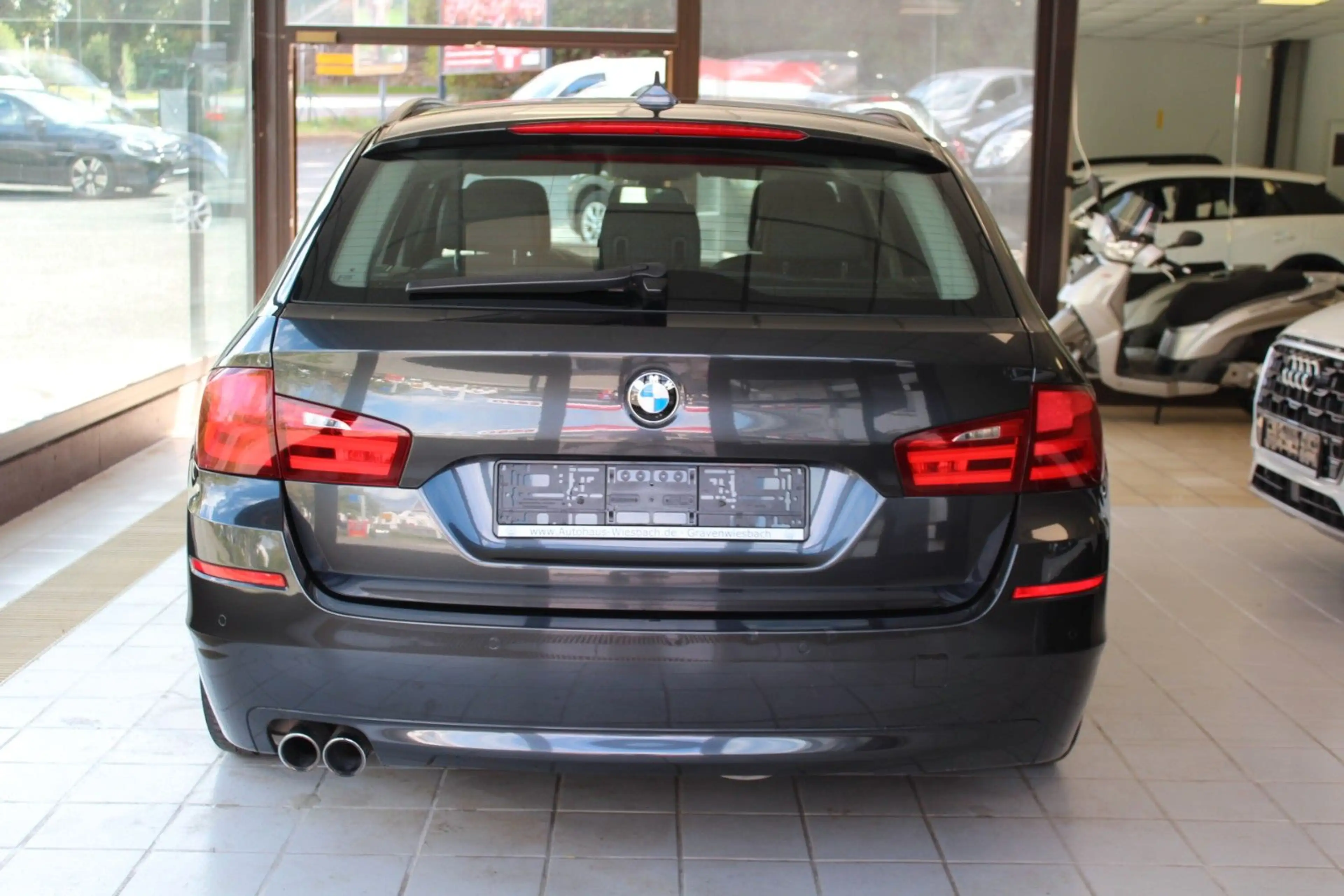 BMW 530 D Touring Autom.  1-Hand / Scheckheft gepfle — photo 6