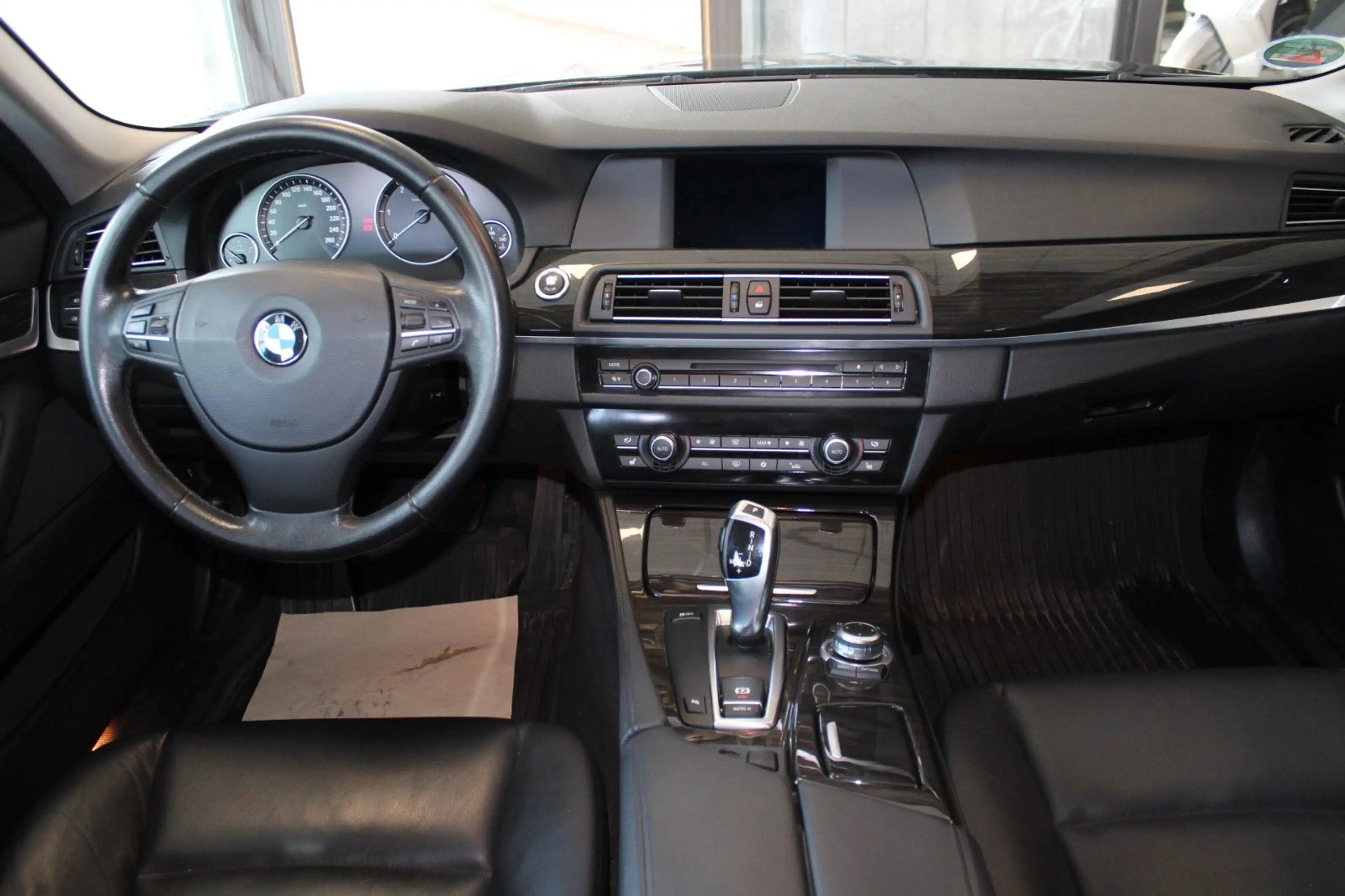 BMW 530 D Touring Autom.  1-Hand / Scheckheft gepfle — photo 11