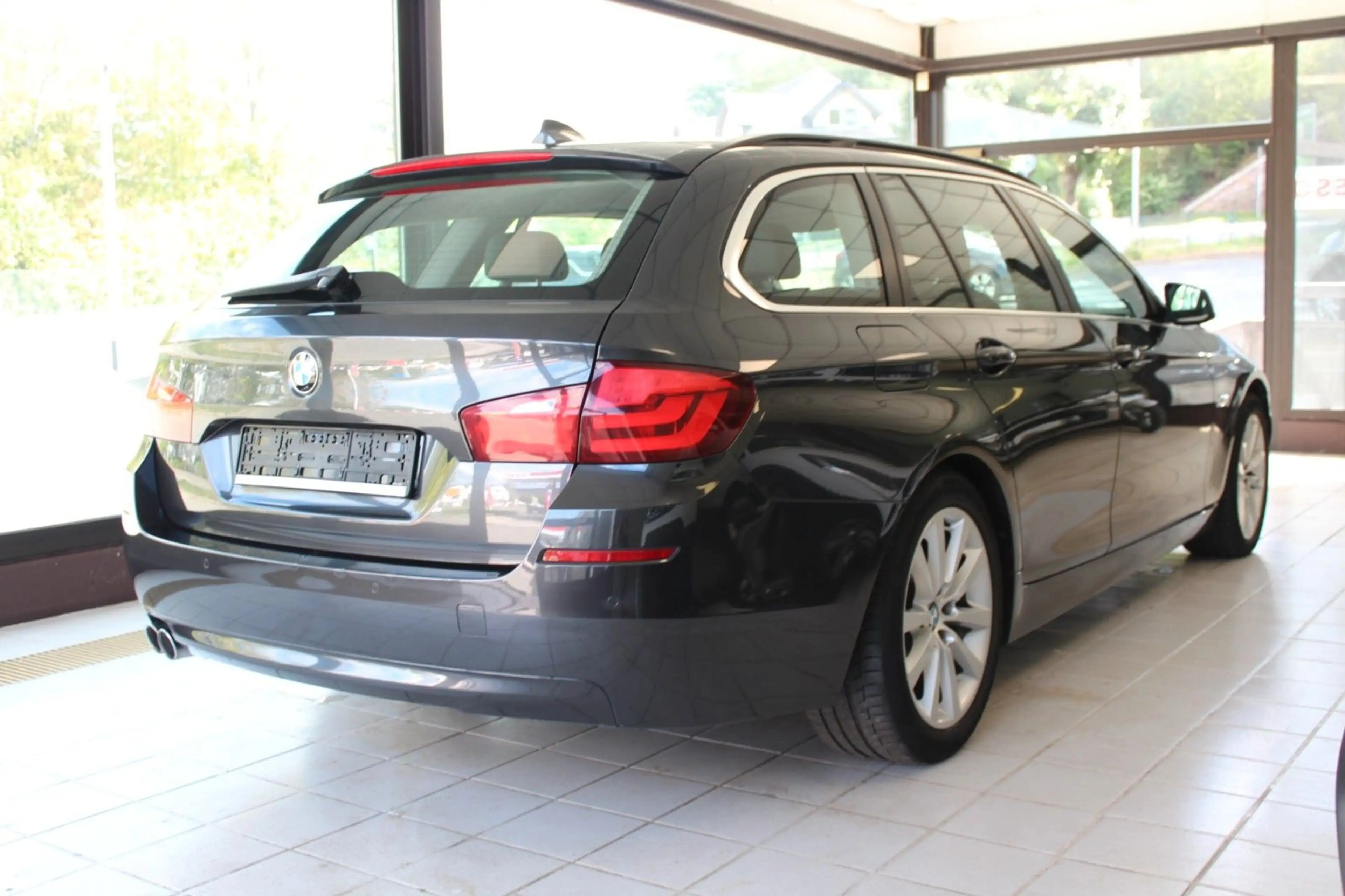 BMW 530 D Touring Autom.  1-Hand / Scheckheft gepfle — photo 7