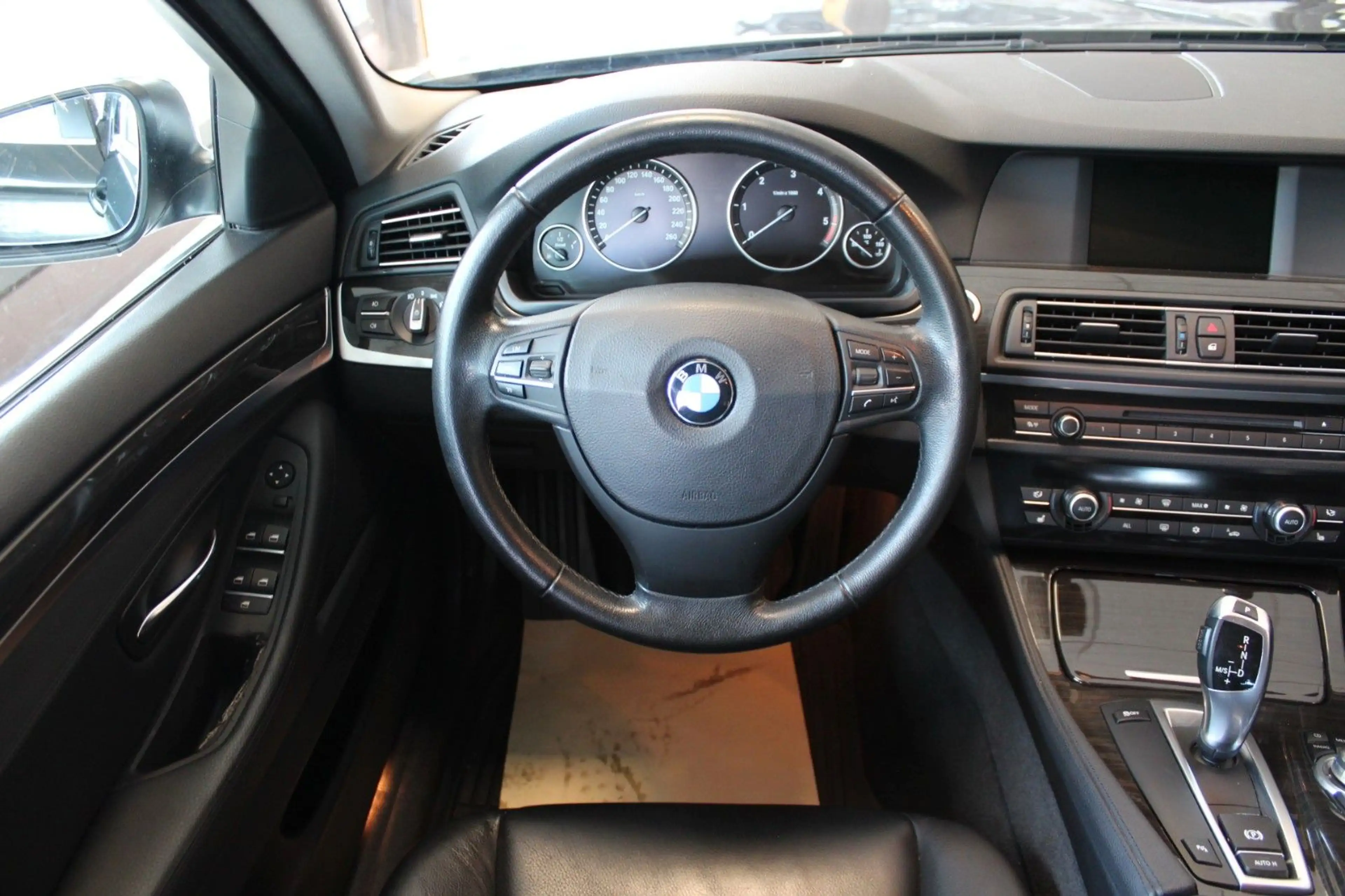 BMW 530 D Touring Autom.  1-Hand / Scheckheft gepfle — photo 12