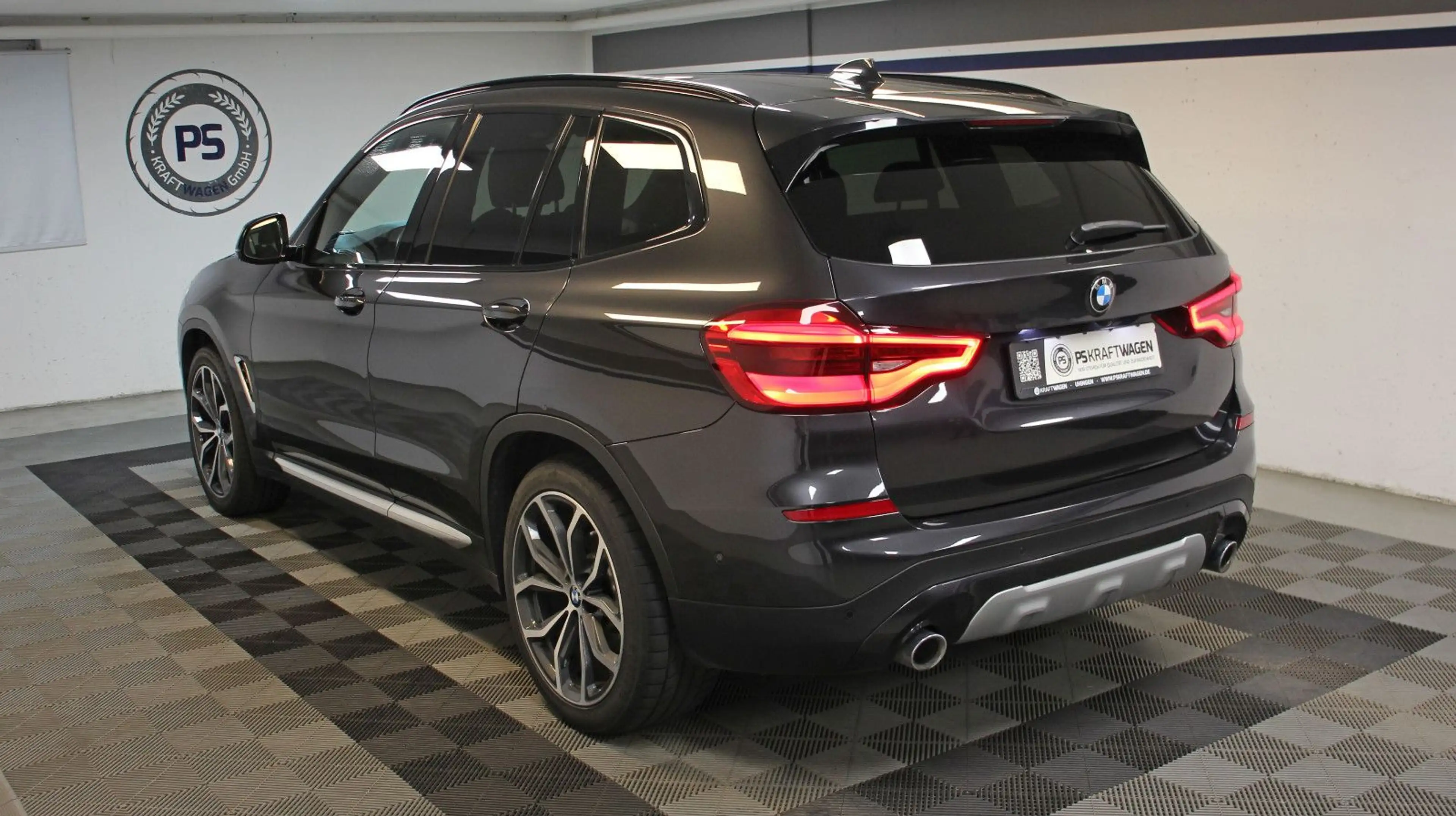 BMW X3 xDrive 30d xLine *AHK/HUD/SHADOW/PANO/KAMERA* — photo 4