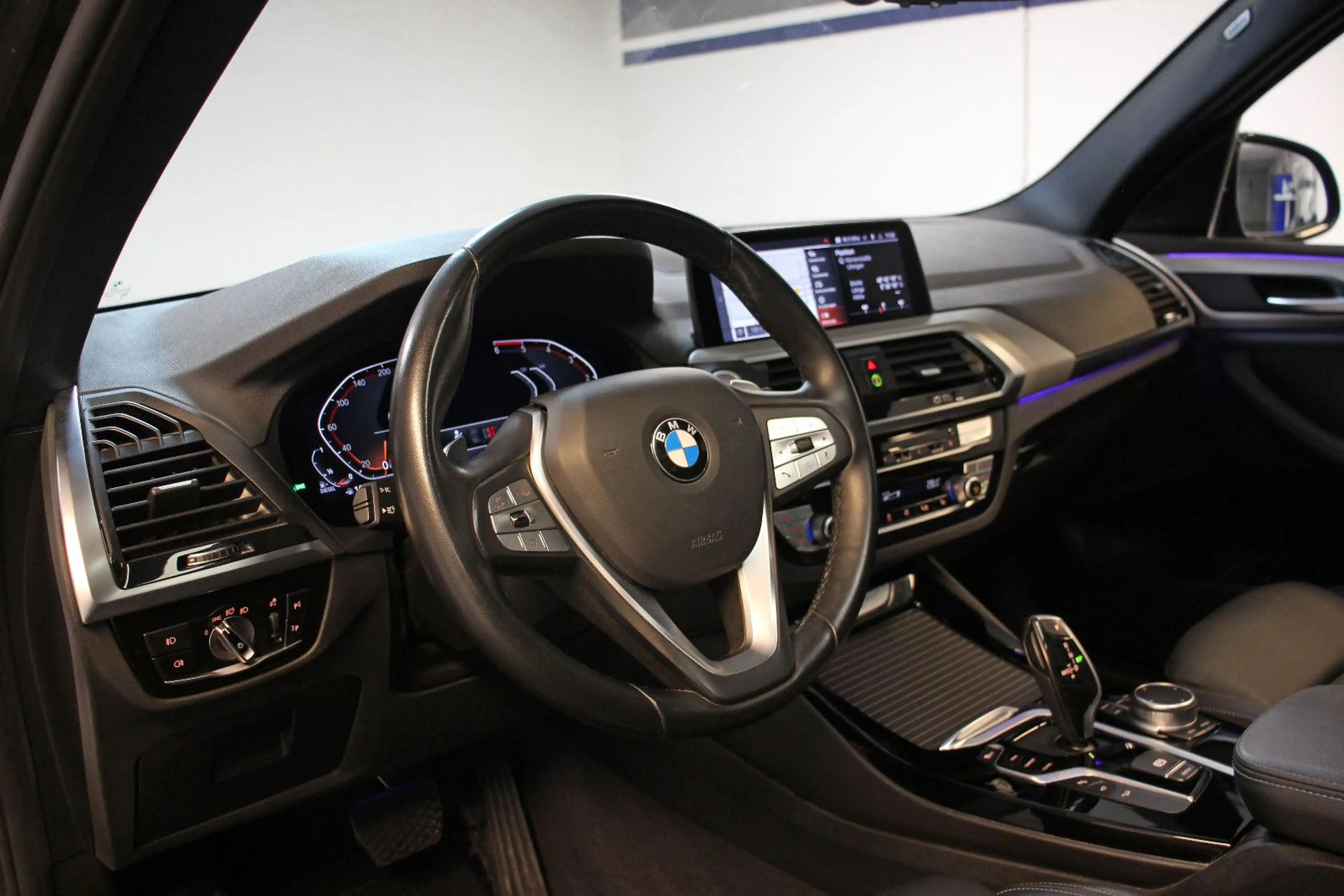 BMW X3 xDrive 30d xLine *AHK/HUD/SHADOW/PANO/KAMERA* — photo 8