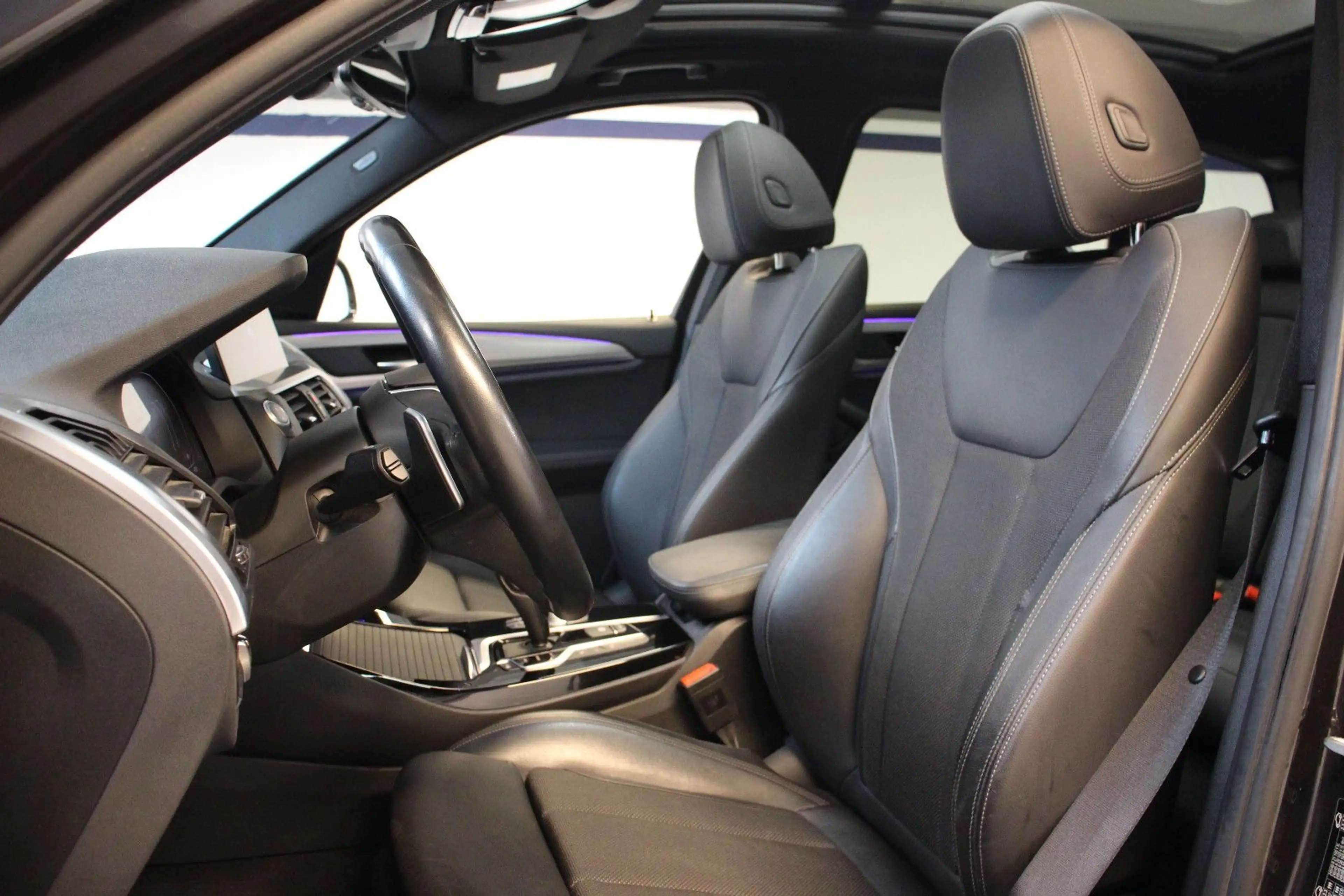 BMW X3 xDrive 30d xLine *AHK/HUD/SHADOW/PANO/KAMERA* — photo 10