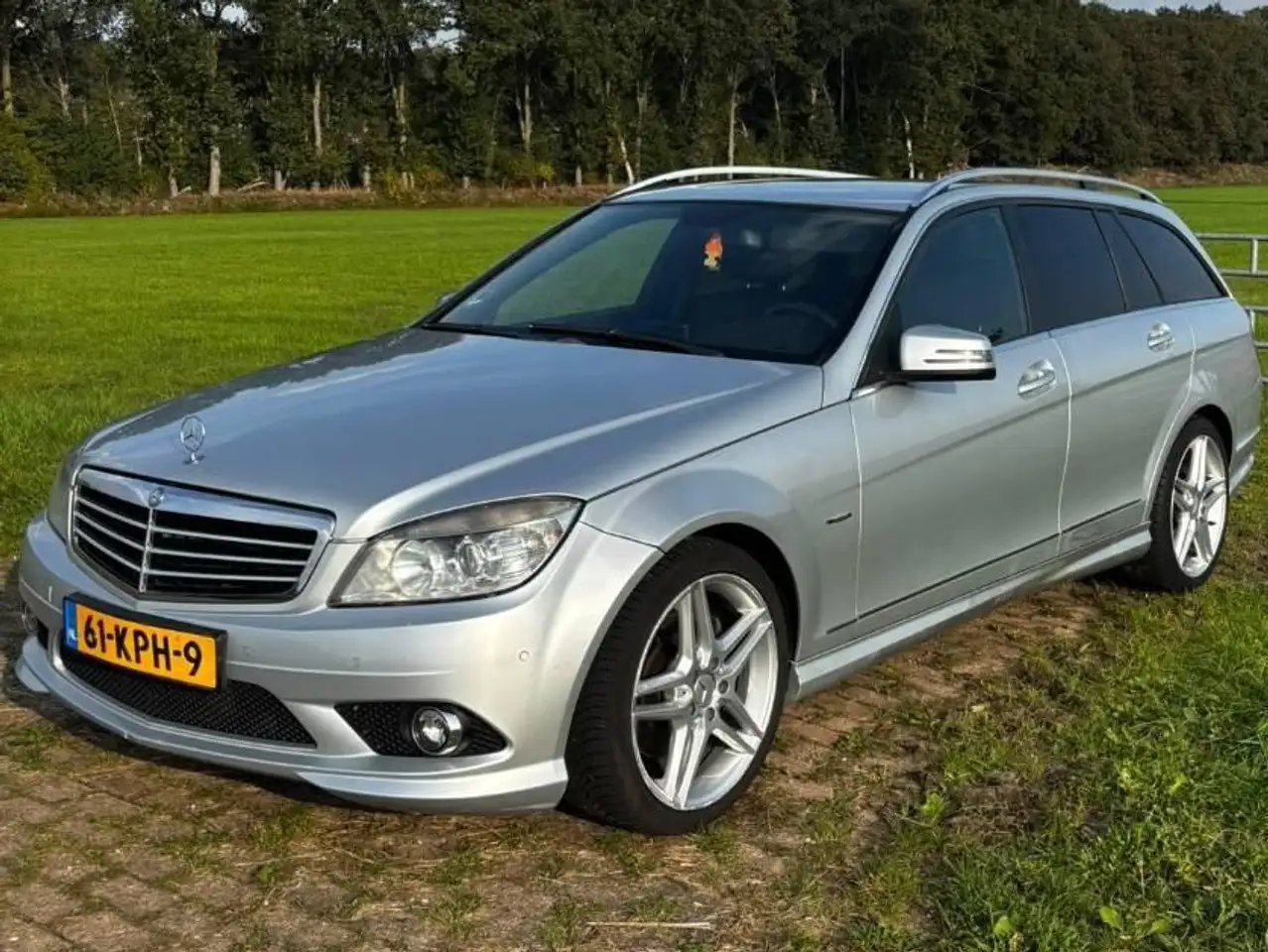 Mercedes-Benz C 320