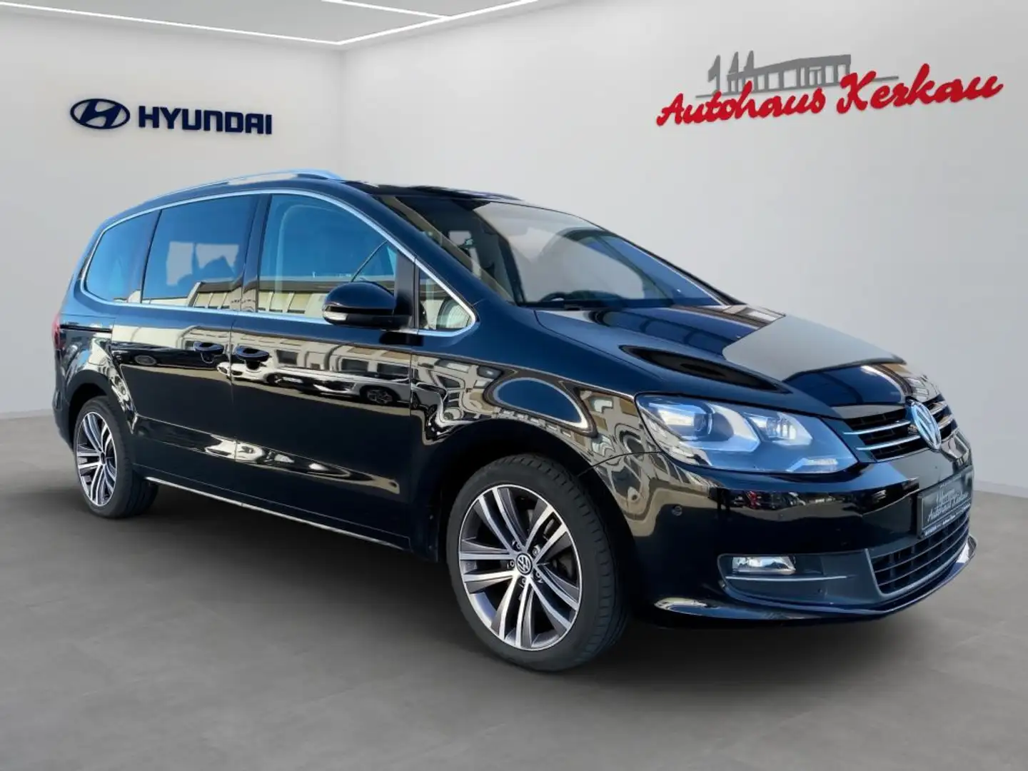Volkswagen Sharan 2.0 TDI 4MOTION ) Highline +7Sitzer+Pano+CAM - 2
