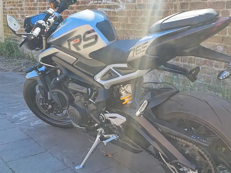 Triumph Street Triple 765 - foto 4