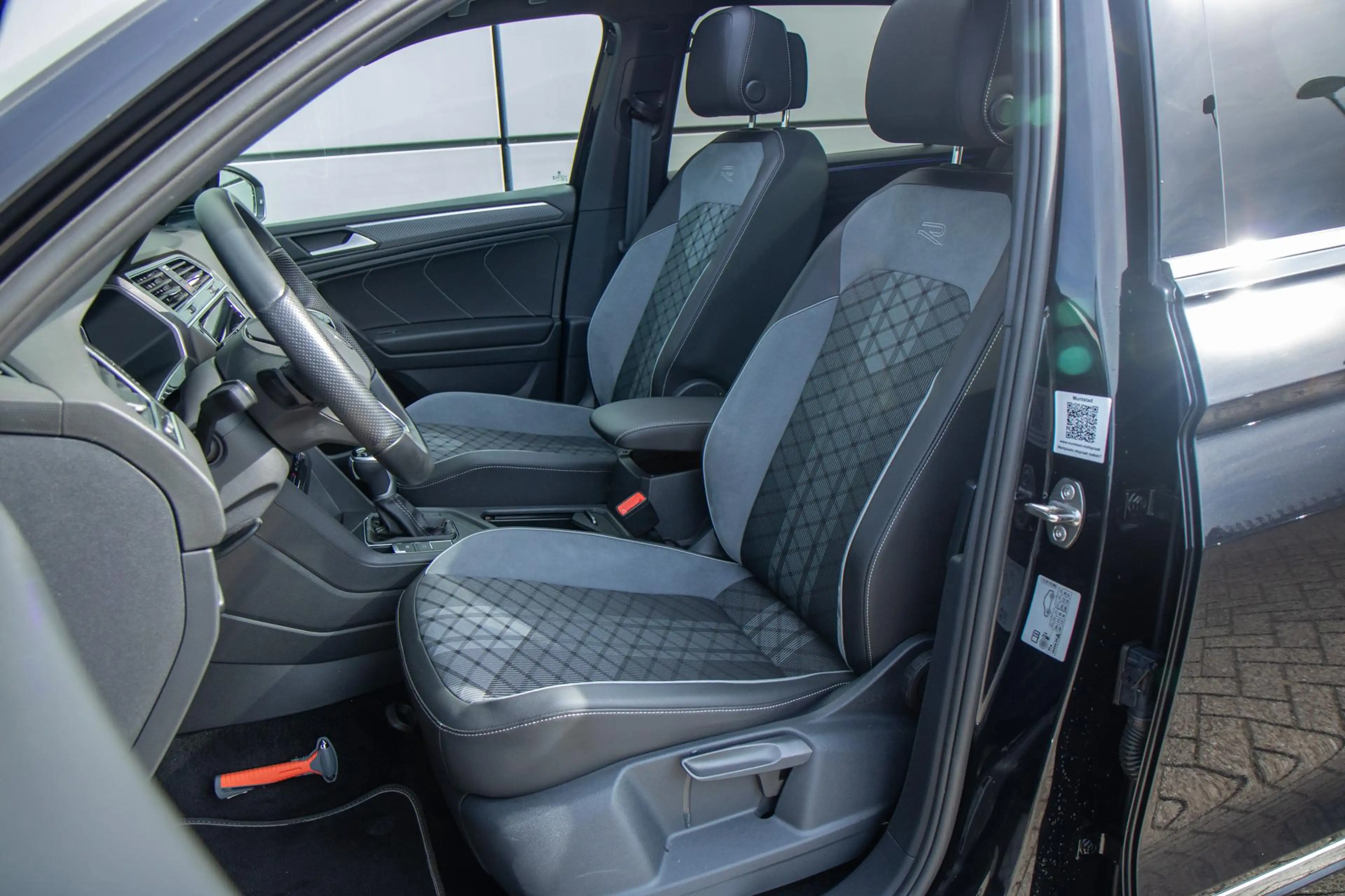 Volkswagen Tiguan Allspace 1.5 TSI 150pk R-Line Business 7p. | Panoramadak | — photo 4