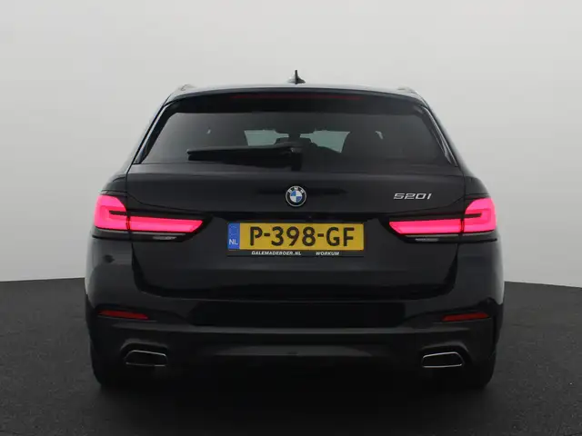 BMW 5 Series view 20