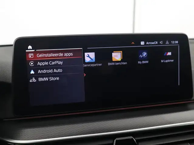 BMW 5 Series view 11