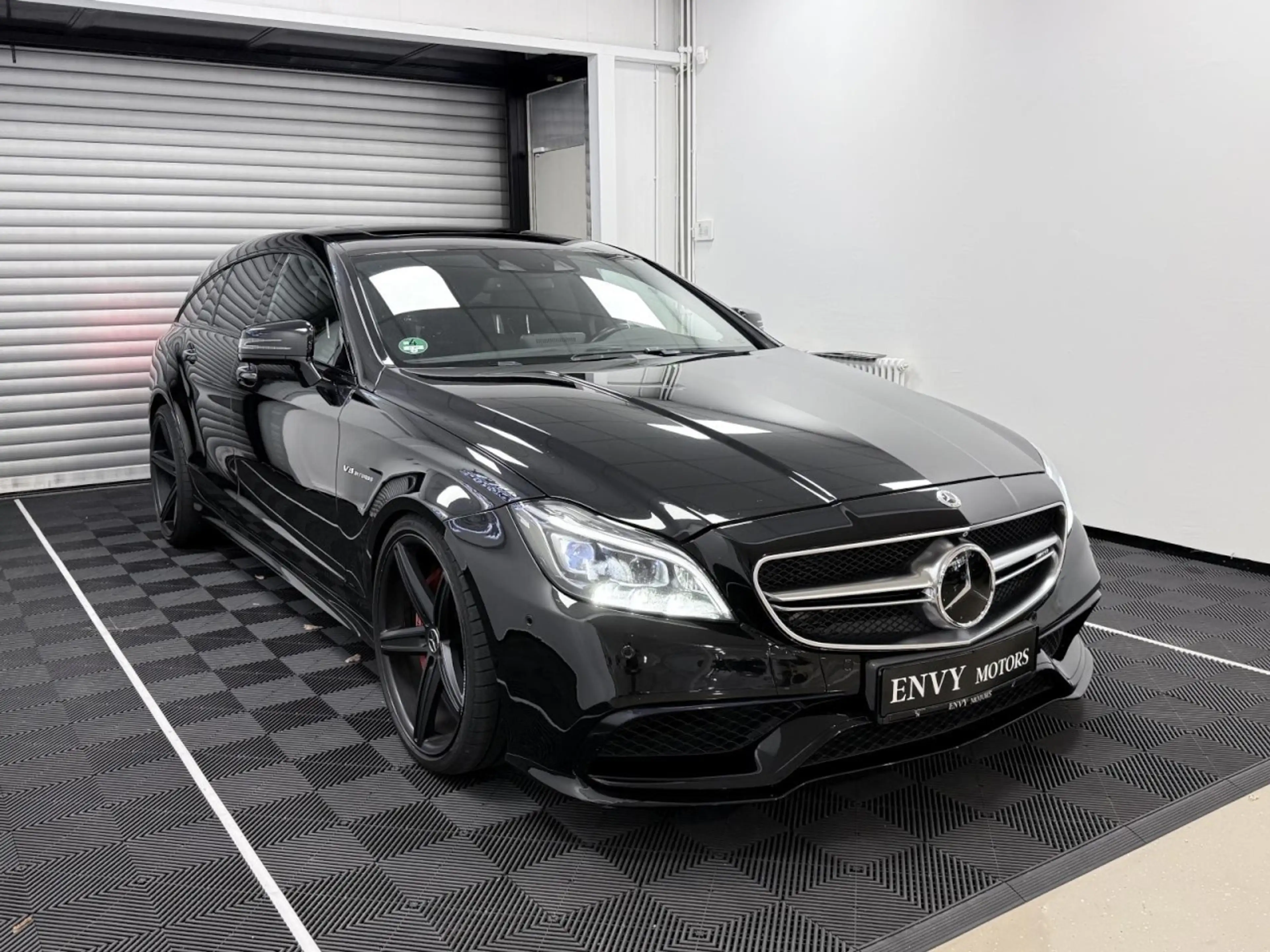Mercedes-Benz CLS 63 AMG SHOOTING BRAKE 360CAM BANG&OLUFSEN LED Klima Navi — photo 3