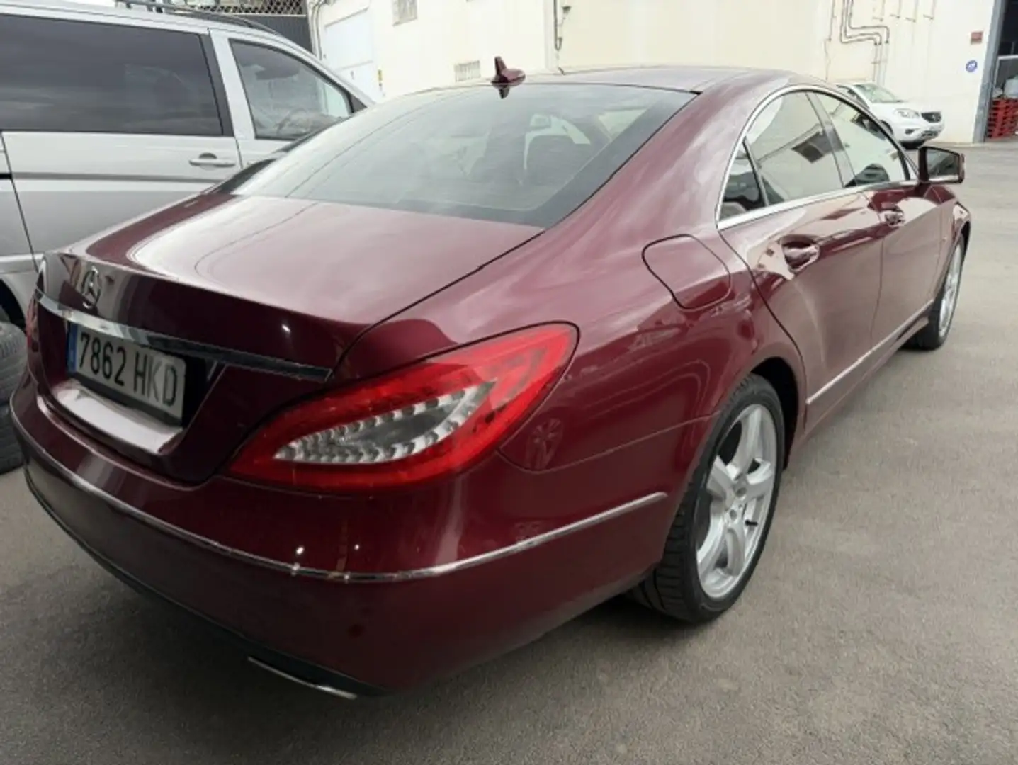 Mercedes-Benz CLS 350 350CDI BE (9.75) Aut. Rojo - 2