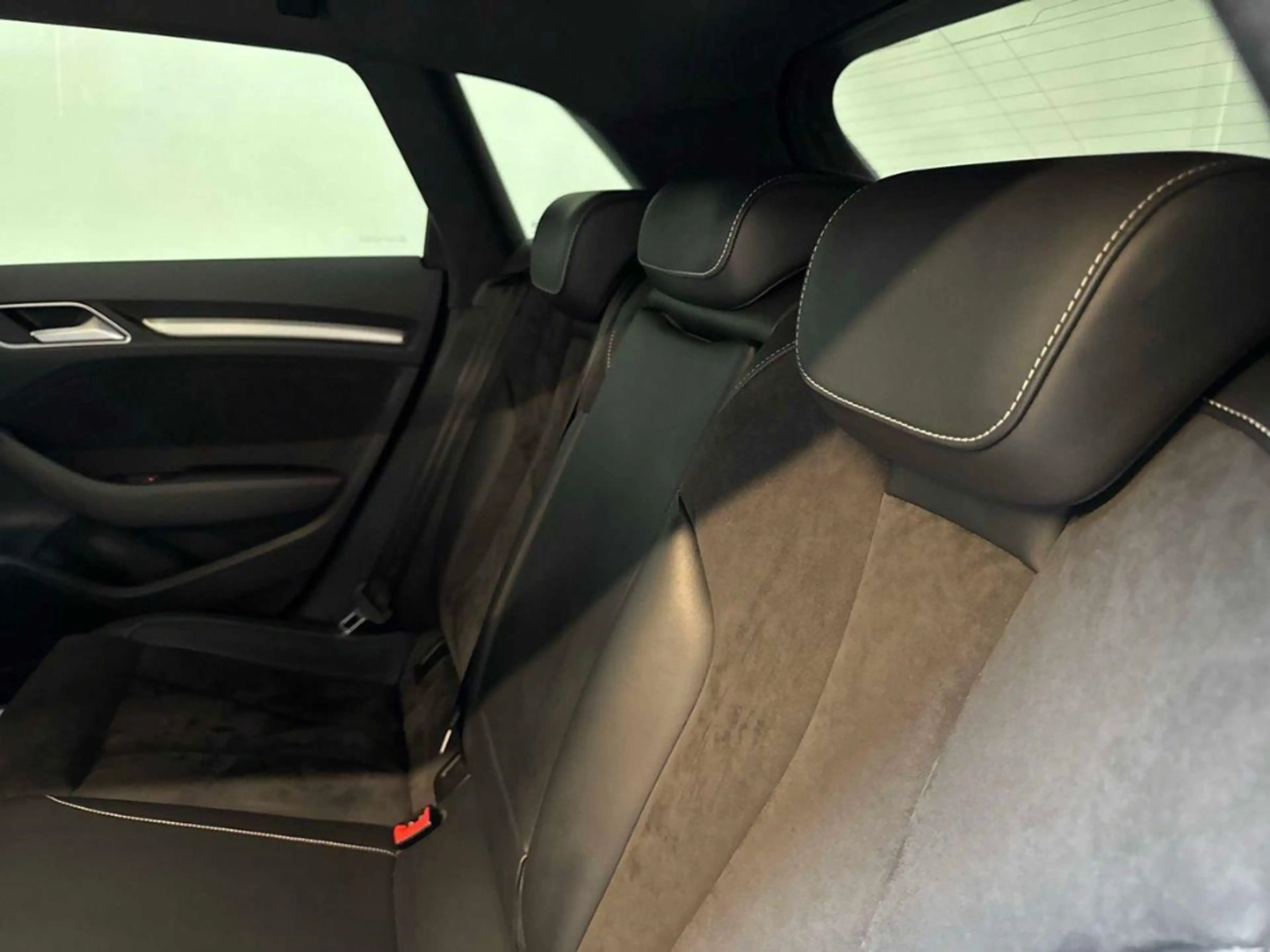 Audi S3 Sportback quattro, gepflegt & unfallfrei — photo 14