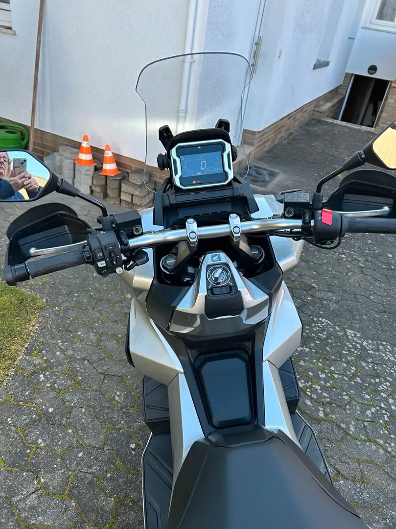 Honda ADV 350 mit Hzg. Top Case 1.Hand Сірий - 2