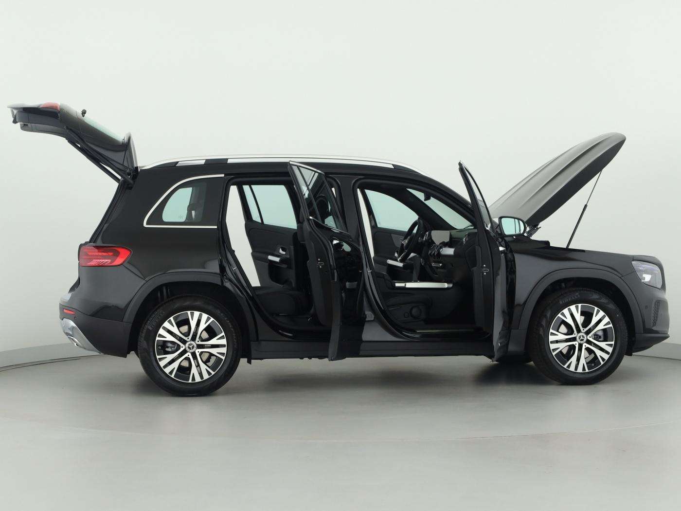 Mercedes-Benz GLB 180