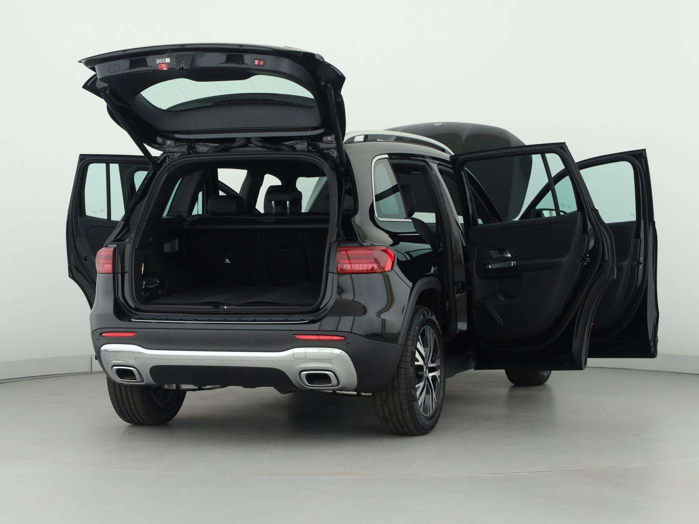 Mercedes-Benz GLB 180