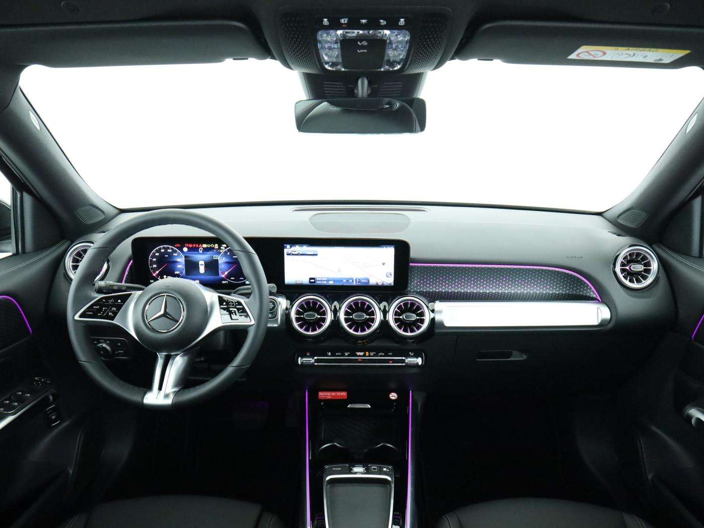 Mercedes-Benz GLB 180