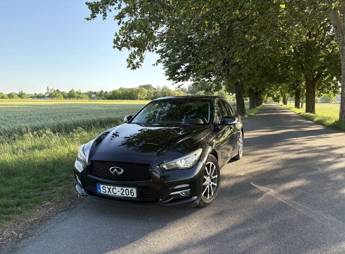 Infiniti Q50 2.0t Premium - 1