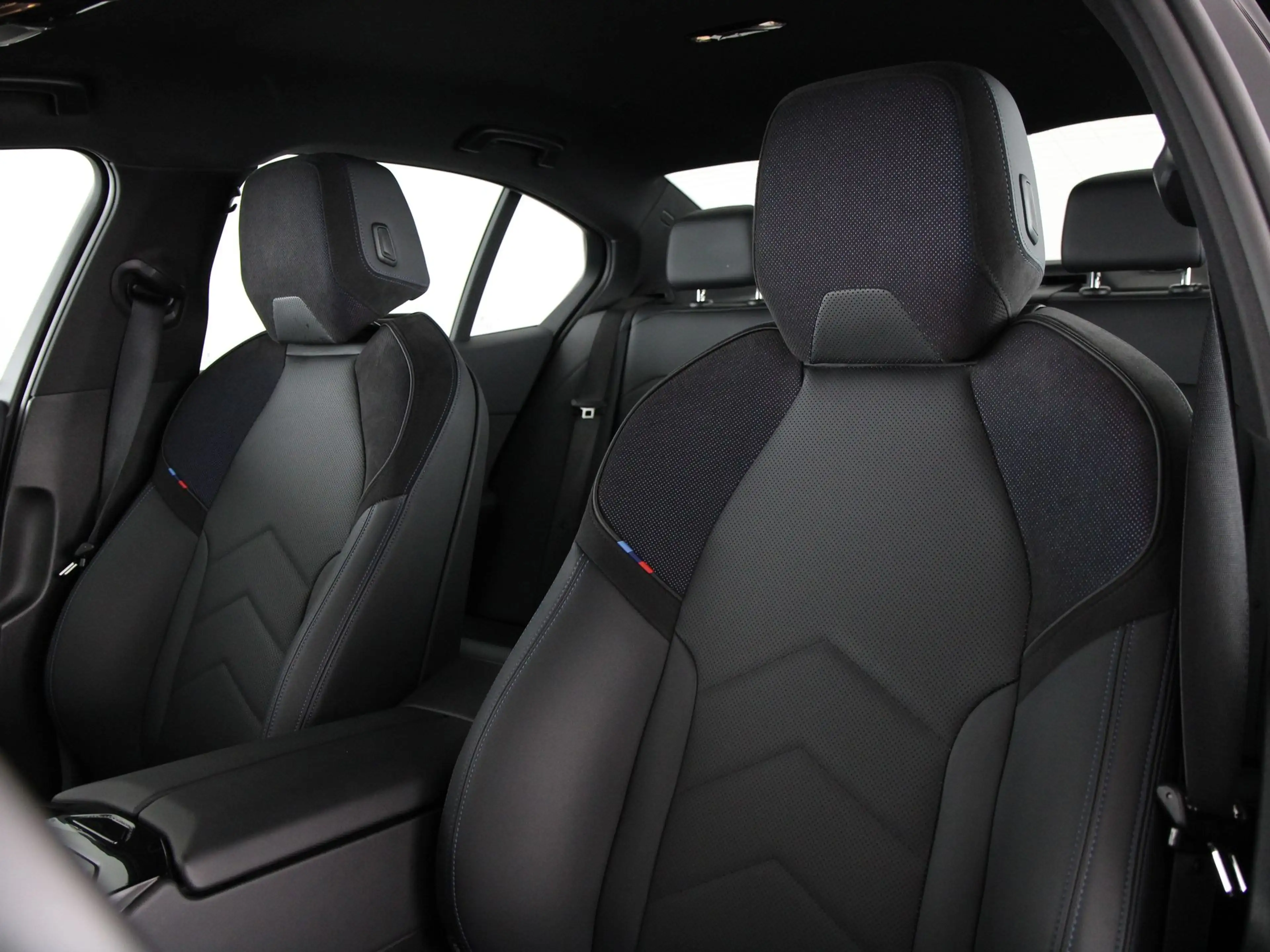 BMW 520 5 Serie 520i Sedan M-Sport — photo 5