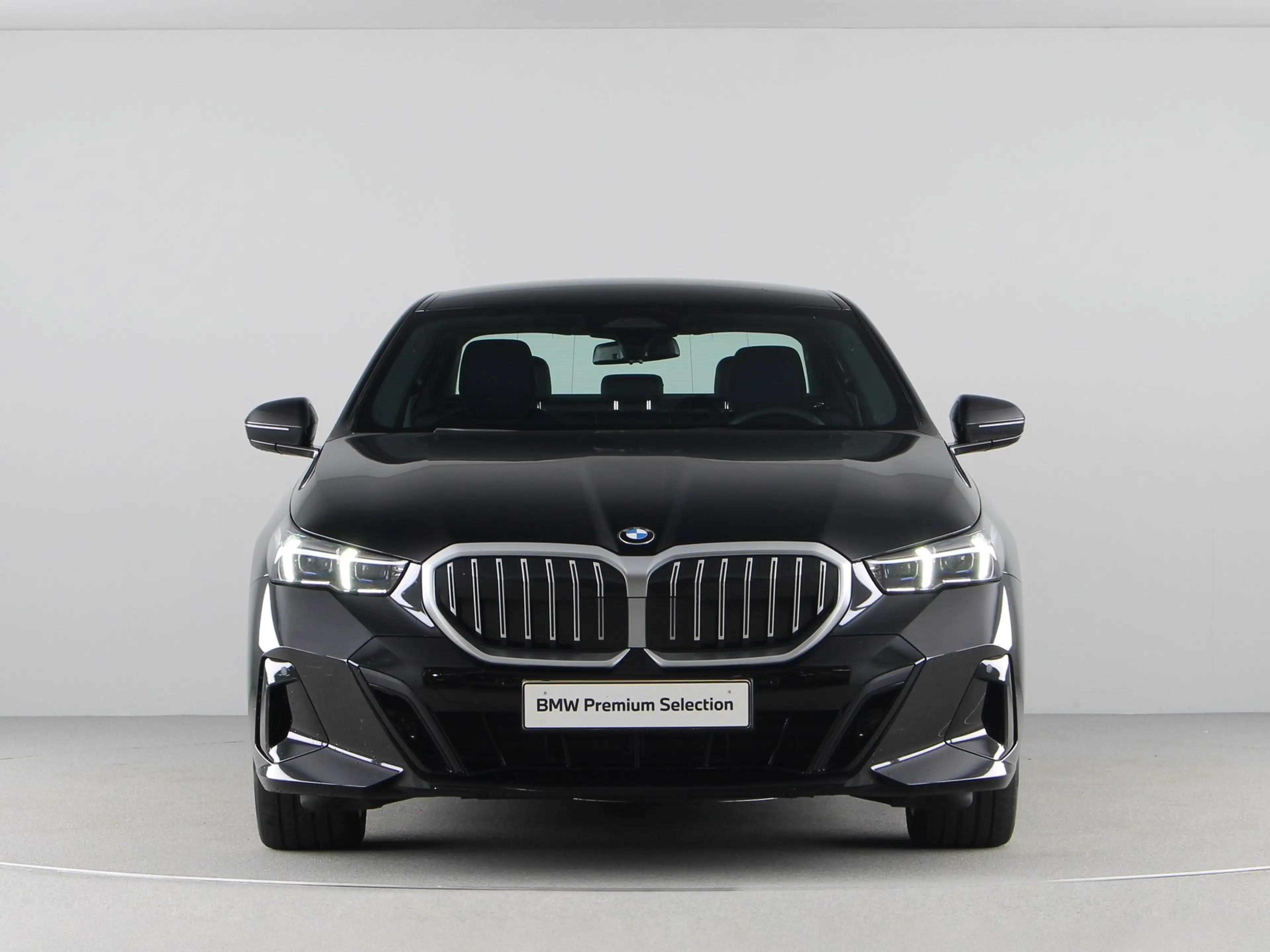 BMW 520 5 Serie 520i Sedan M-Sport — photo 6