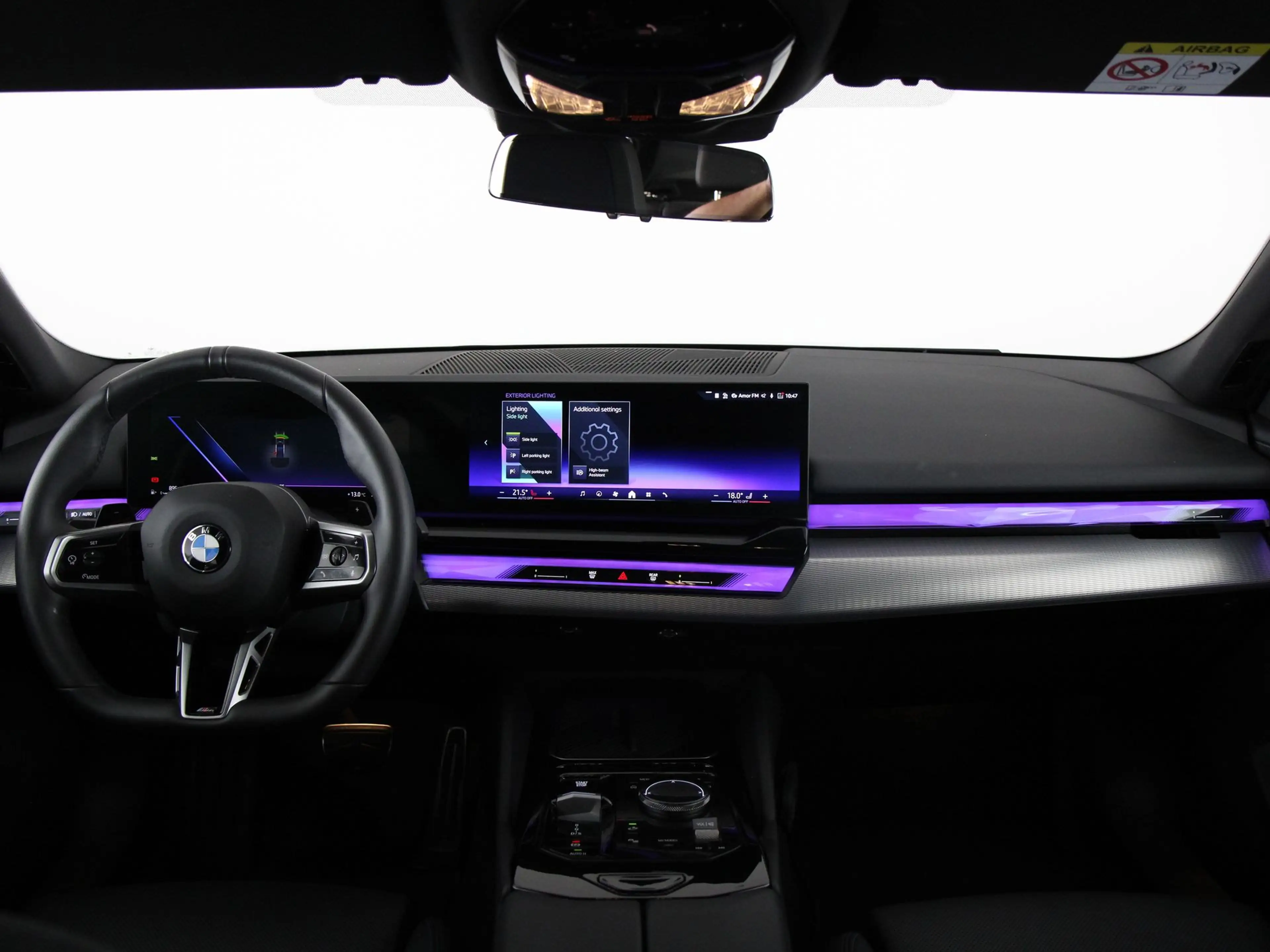 BMW 520 5 Serie 520i Sedan M-Sport — photo 13