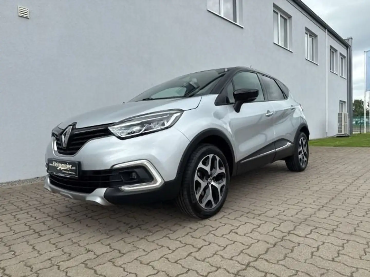 Renault Captur 1.2 TCe 120 Crossborder ENERGY*SHZ*RFK* Grau - 2