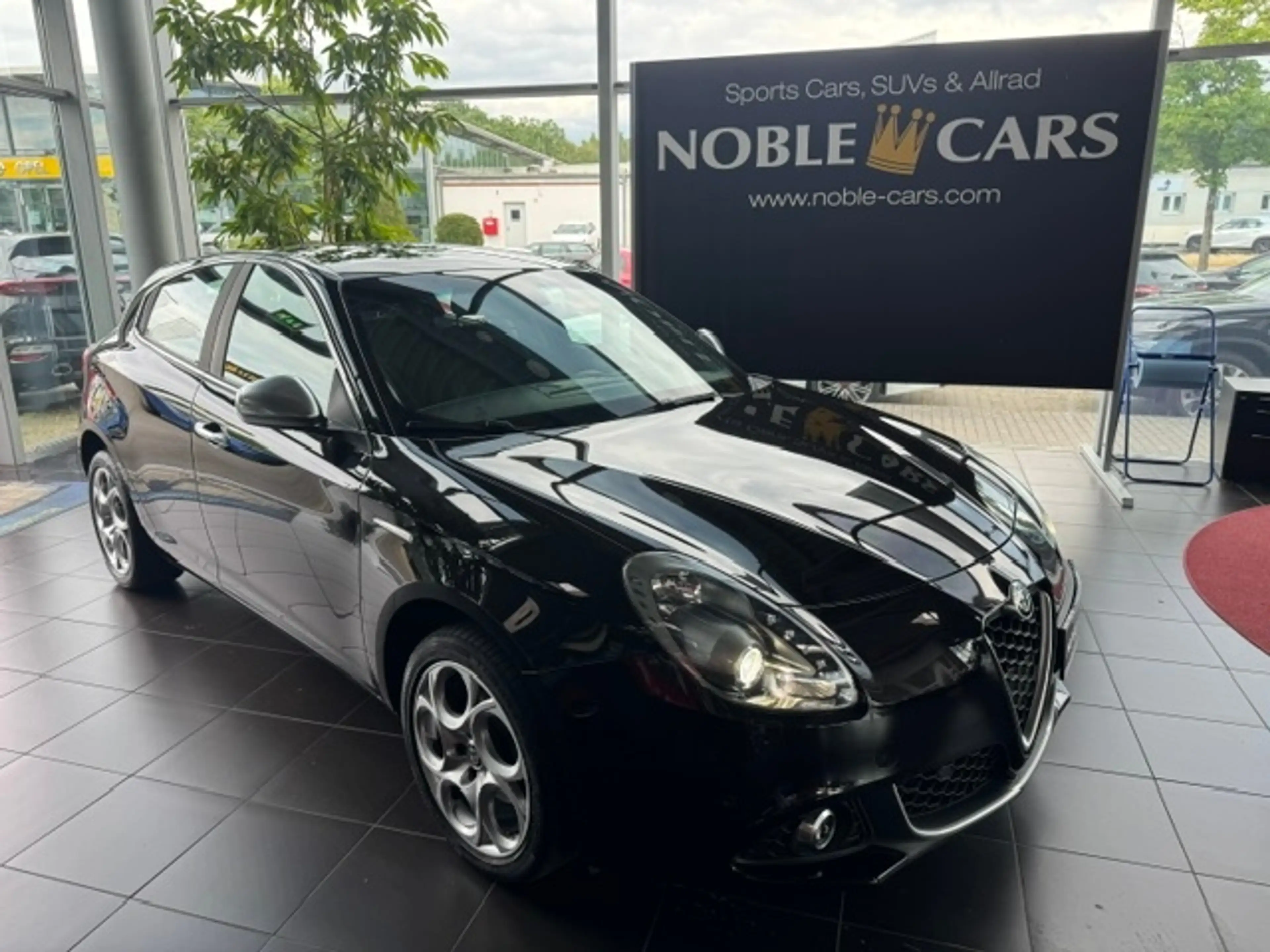 Alfa Romeo Giulietta KLIMA XENON NAVI ALU