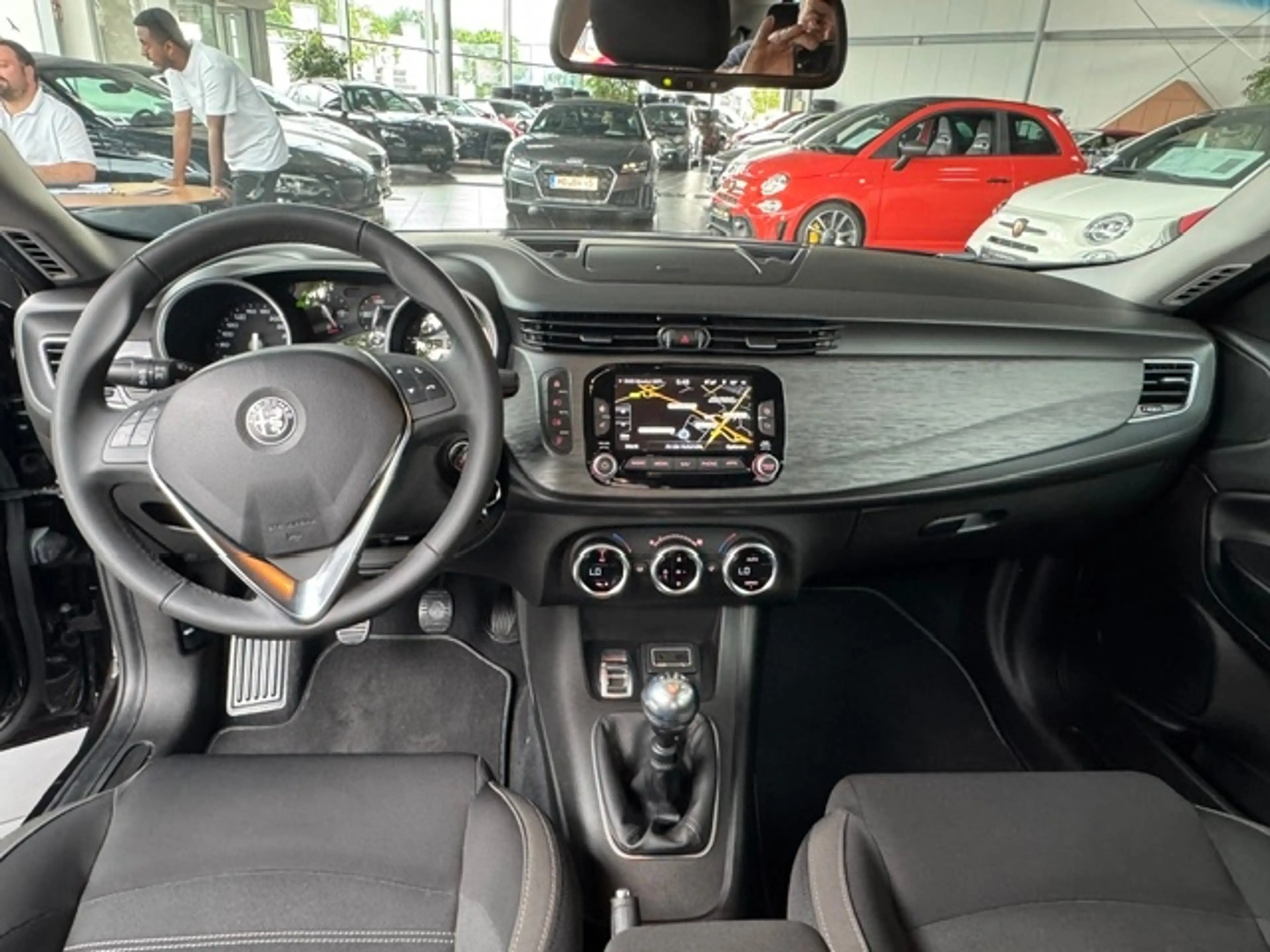 Alfa Romeo Giulietta KLIMA XENON NAVI ALU — photo 14