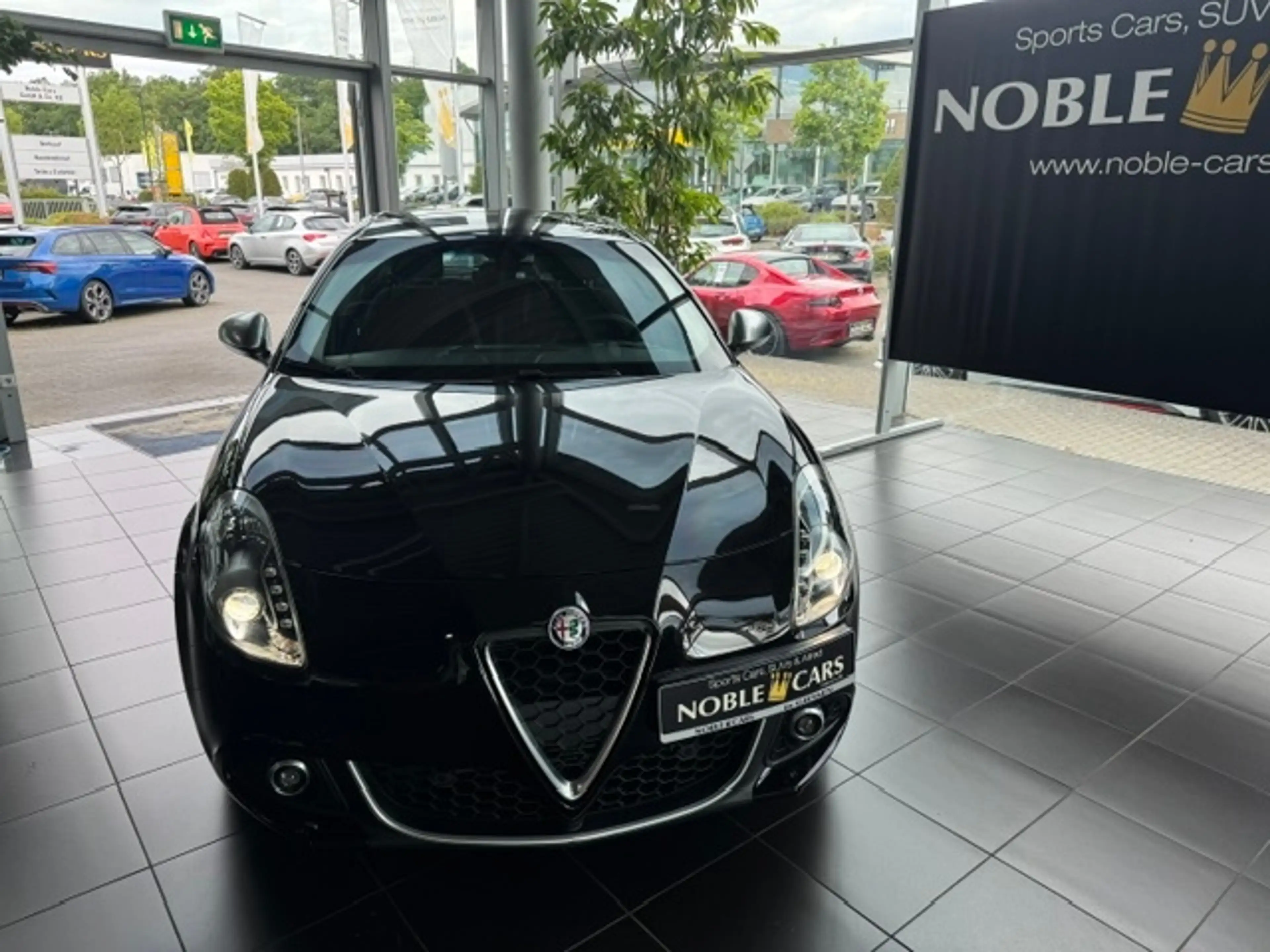 Alfa Romeo Giulietta KLIMA XENON NAVI ALU — photo 2