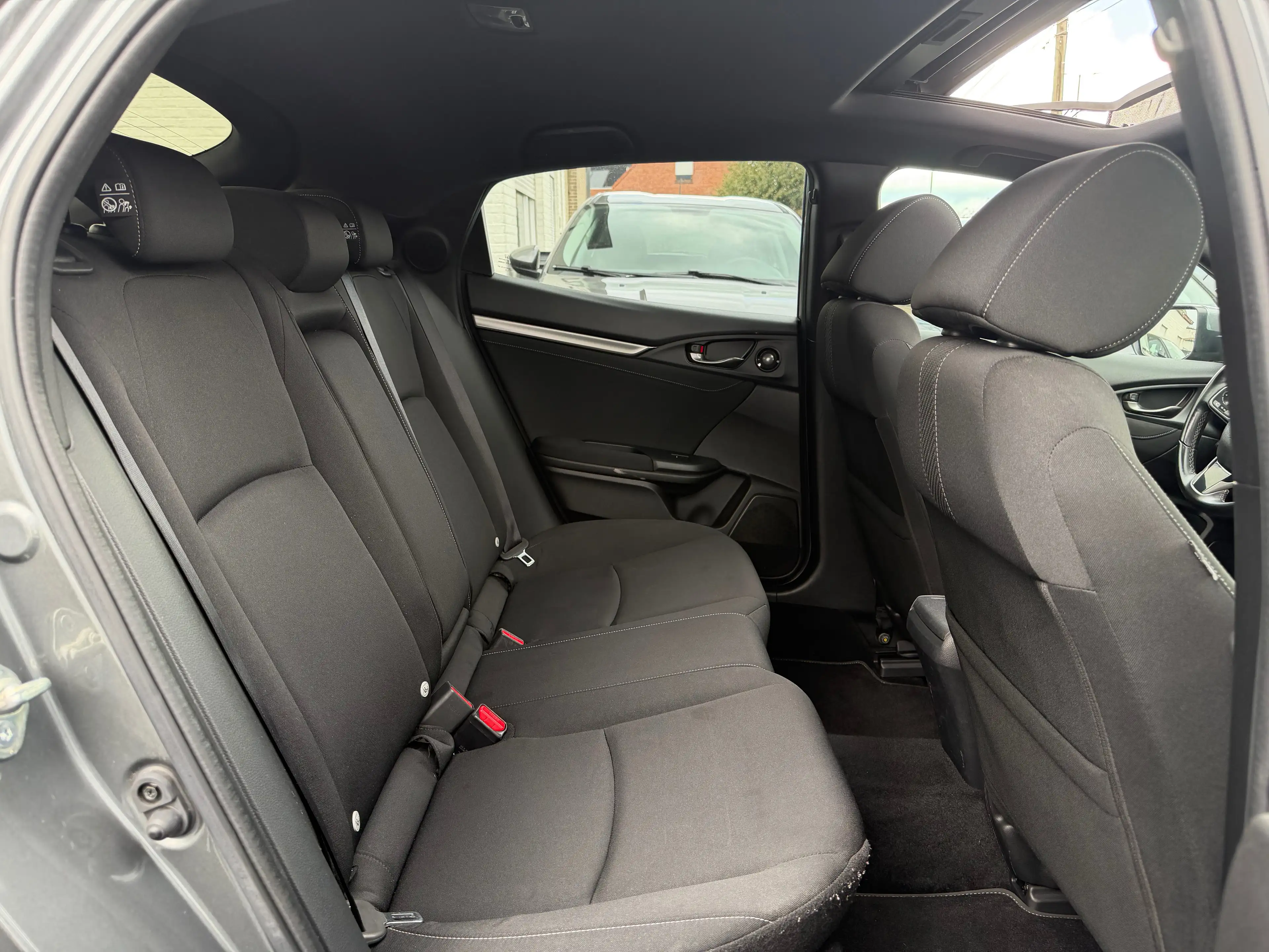 Honda Civic Civic 1.0 i-VTEC panodak 12 Maanden waarborg — photo 6