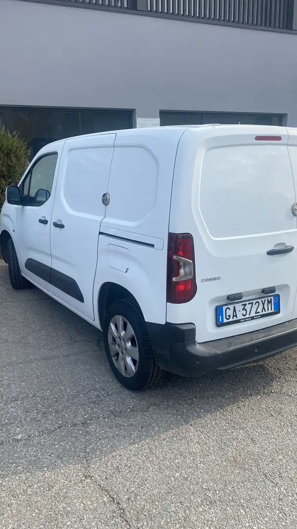 Opel Combo Weiß - 2