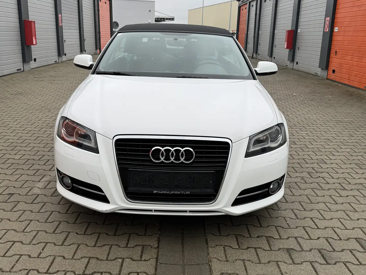 Audi A3 Attraction Weiß - 1