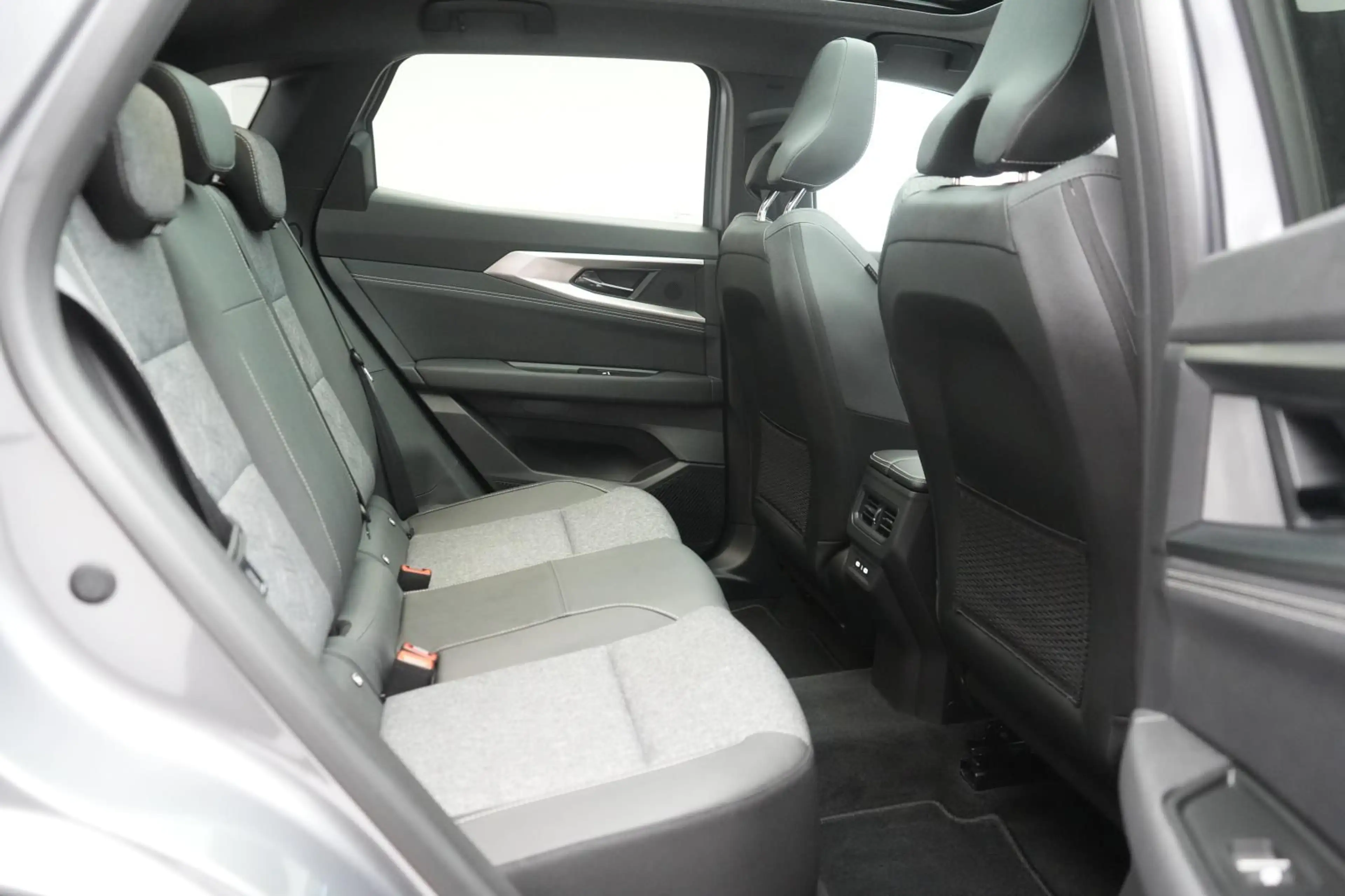 Renault Austral 150 Techno ACC/Kamera/Glasdach/Virtual/L — photo 9