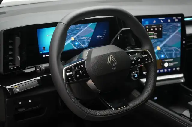 Renault Austral view 13