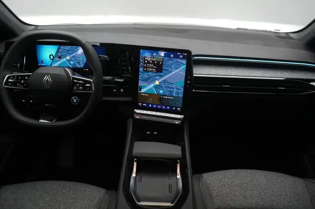 Renault Austral view 14