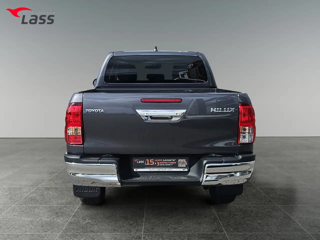 Toyota Hilux 2.4 4x4 DoubleCab Comfort AHK 3,5T möglich! 4