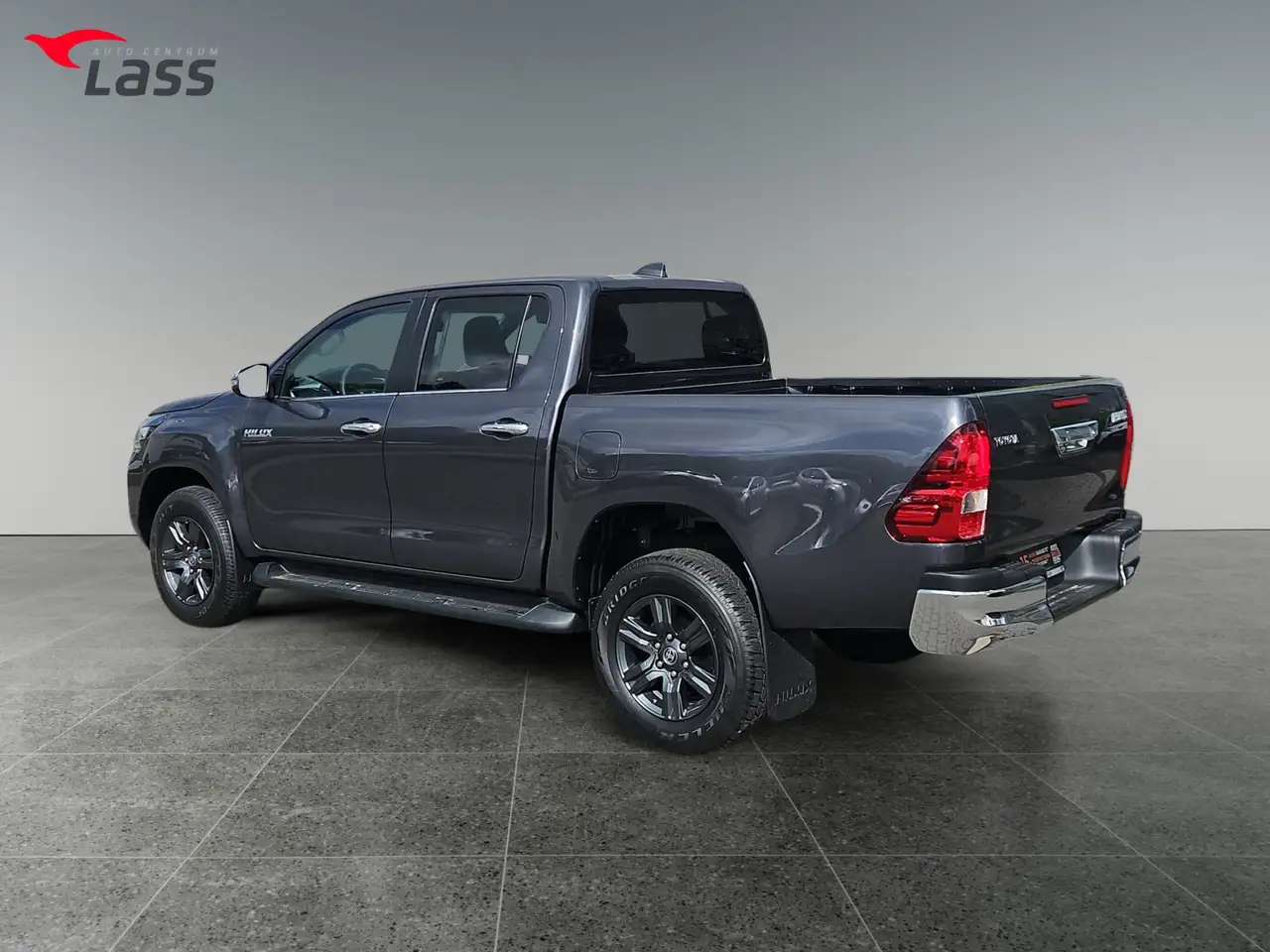 Toyota Hilux 2.4 4x4 DoubleCab Comfort AHK 3,5T möglich! 3