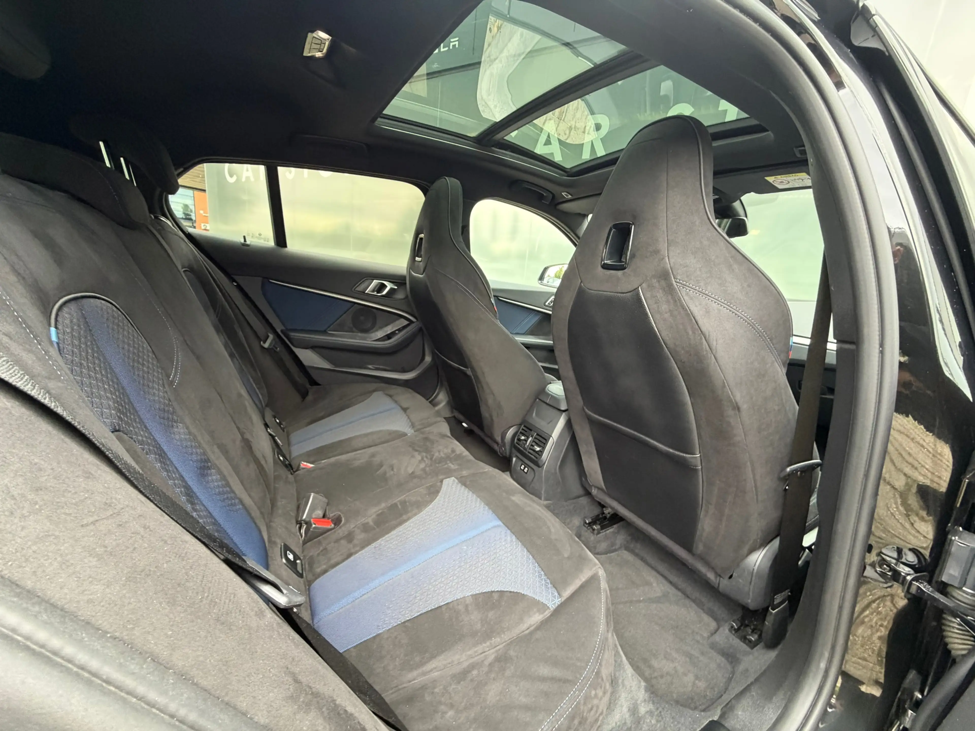 BMW 118 1-serie 118i Executive Edition M-Sport | Pano | Ca — photo 11