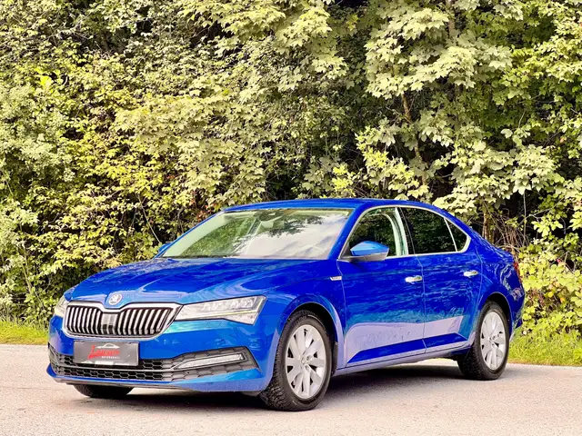 2022 Skoda Superb in Blue for sale