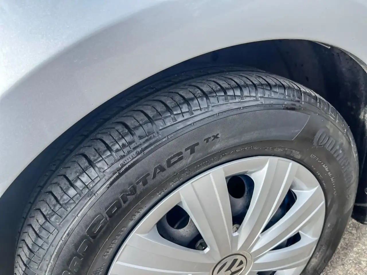 Volkswagen Jetta снимка Volkswagen Jetta