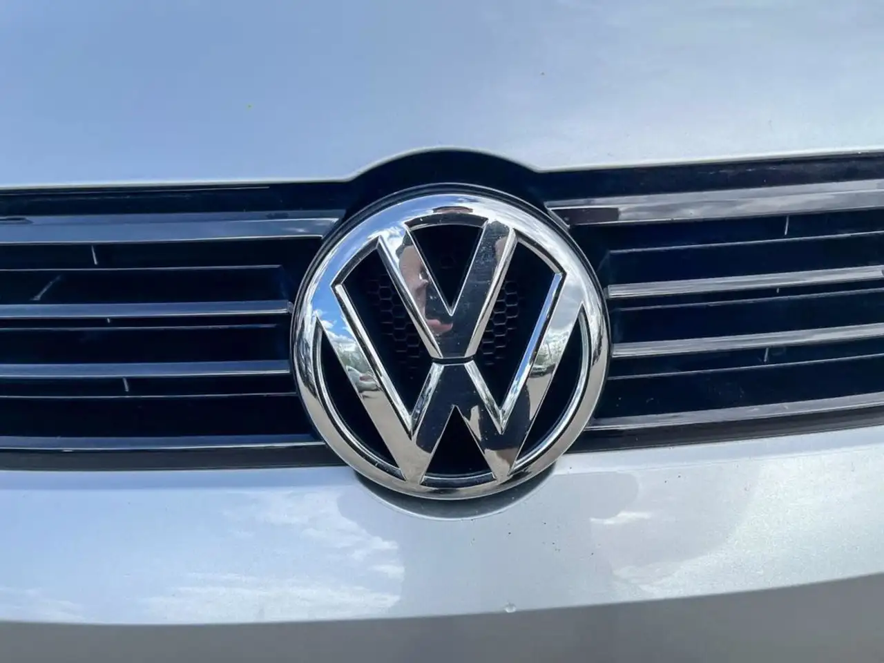 Volkswagen Jetta снимка Volkswagen Jetta