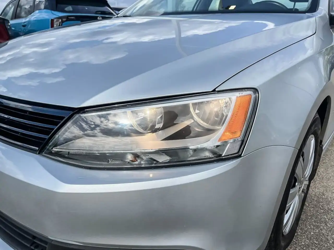 Volkswagen Jetta снимка Volkswagen Jetta